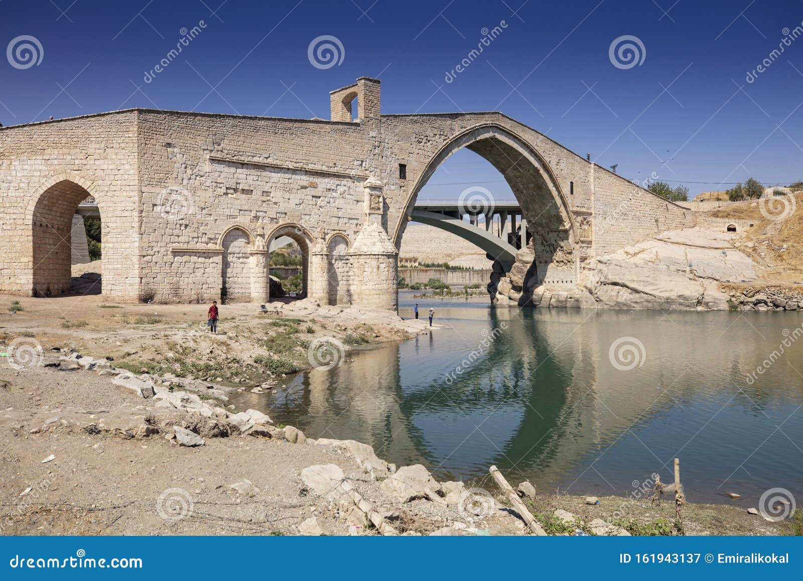 Turkey. the Malabadi Bridge on the Batman Stock Image - Image of  historical, arch: 161943137