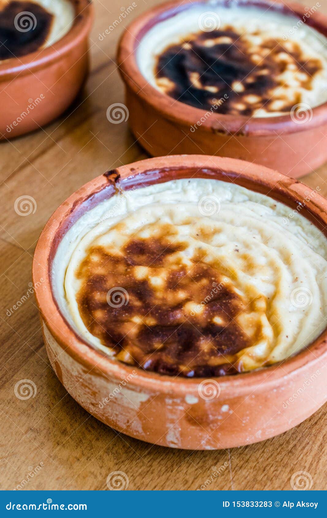 turkish dssert rice pudding sutlac / custard