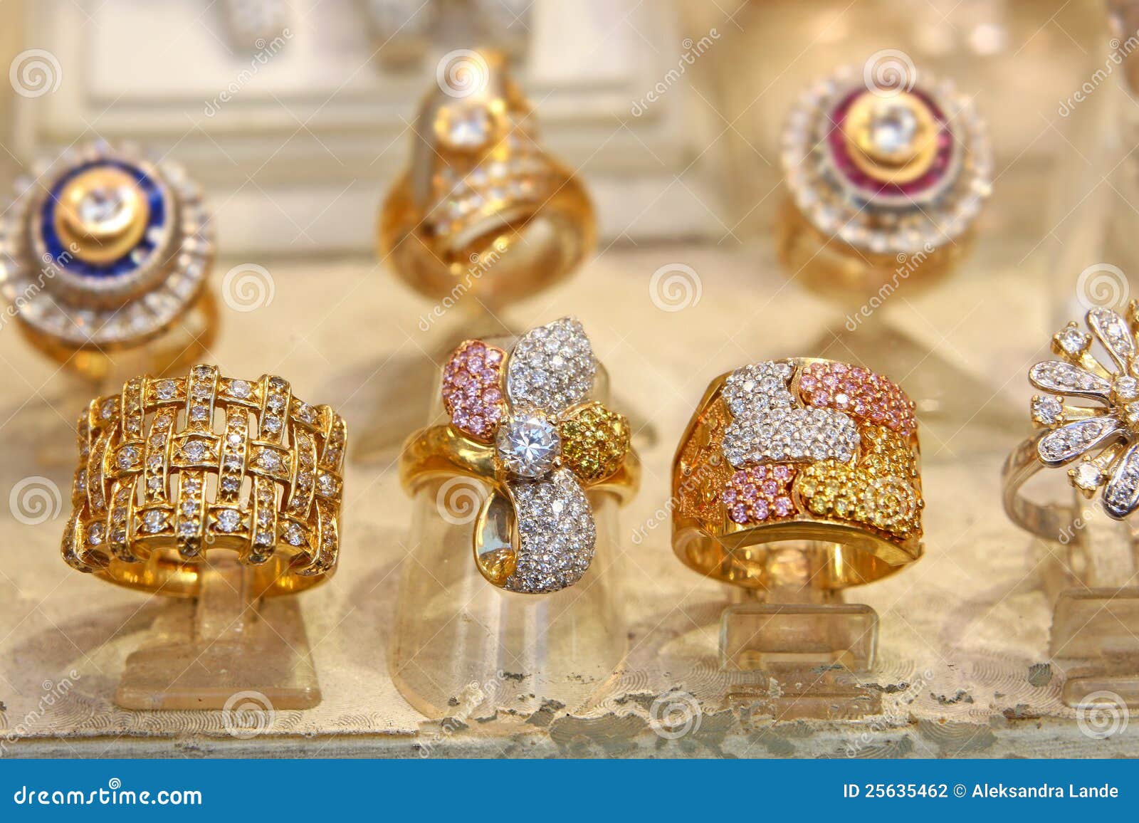 Turkish jewelry Store stock photo. Image of exhibition 25635462