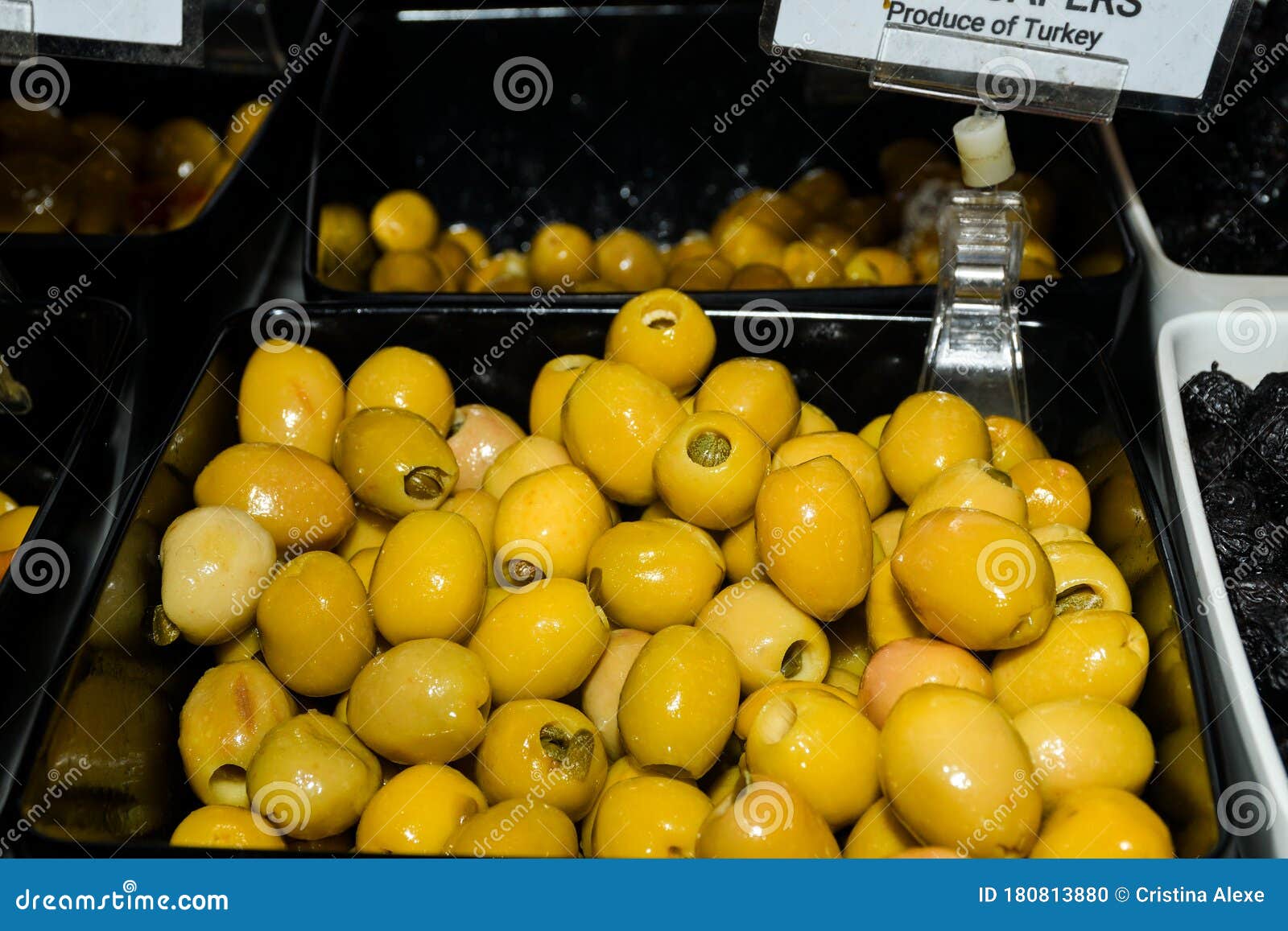 turkish olives different mix for sale in grand bazaar