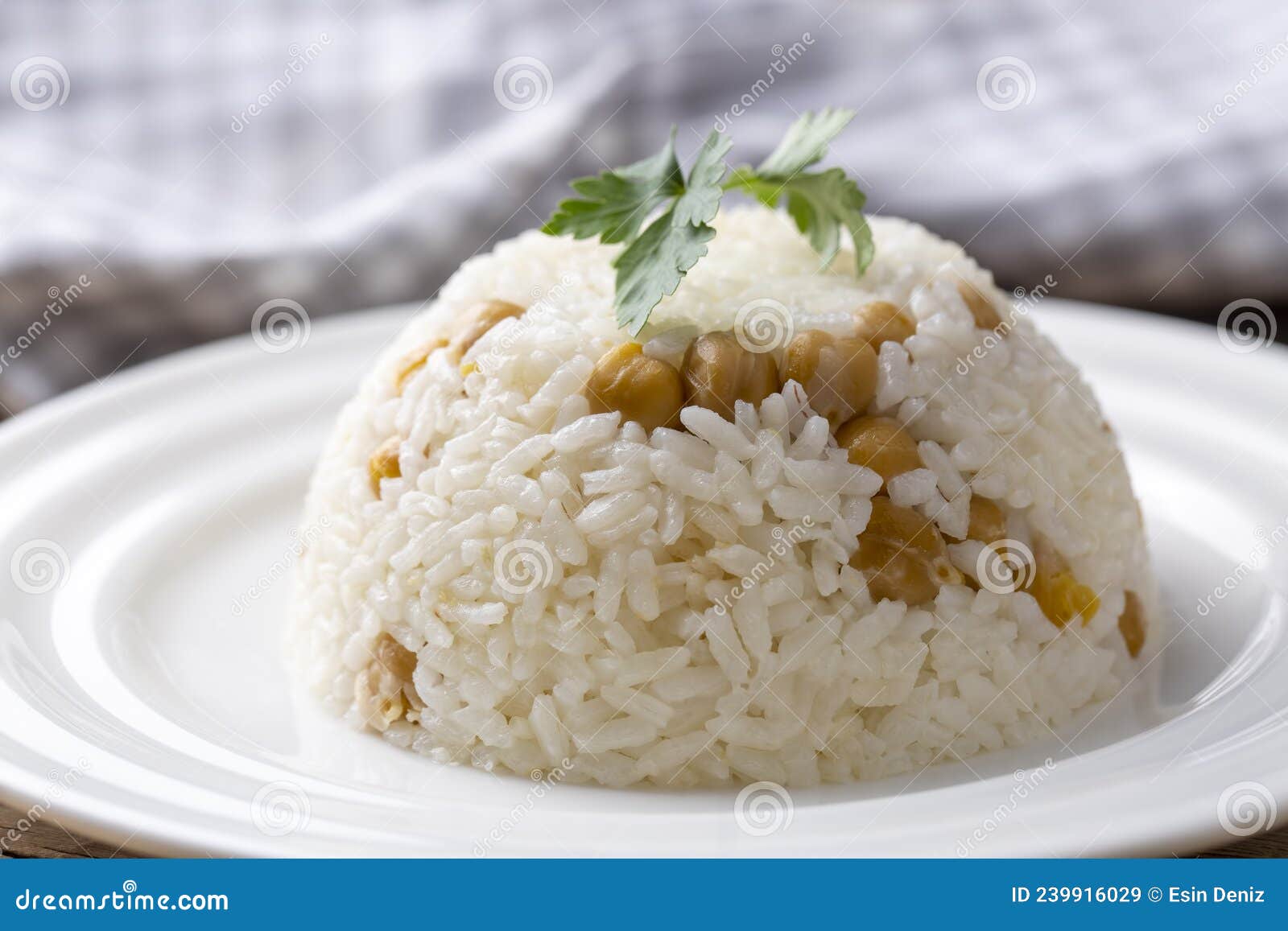 turkish rice with chickpea served, turkish name; nohutlu pilav or pilaf