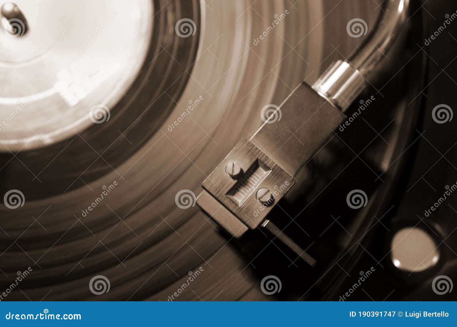 High Fidelity Turntable Play Vinyl Record Stock Image Image of close