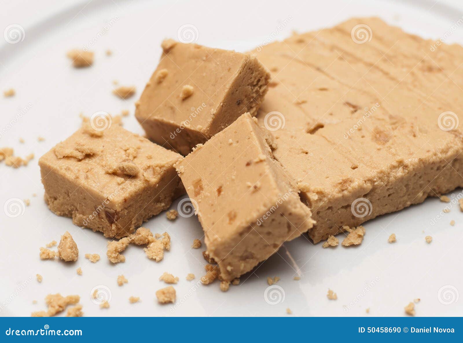 Turron espagnol photo stock. Image du delicatessen, noix - 50458690