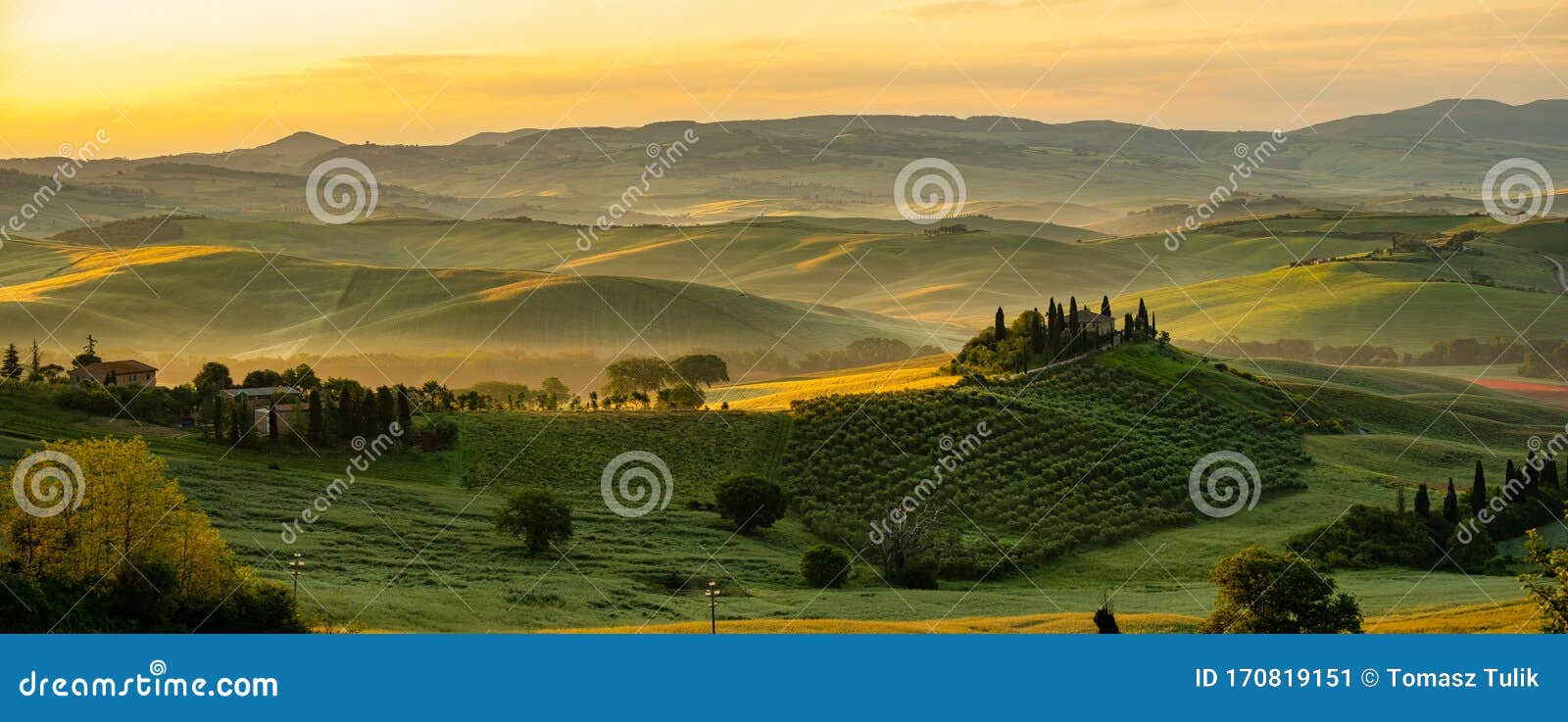 tuscany - landscape panorama, hills and meadow, toscana - italy