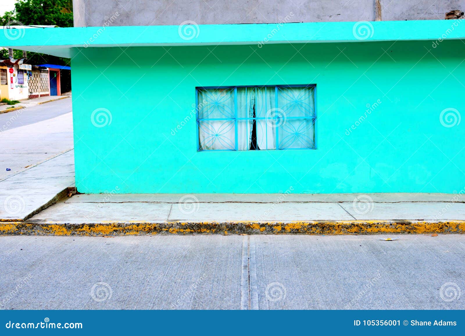 Uma construção colorida em Tuxpan, México em Veracruz