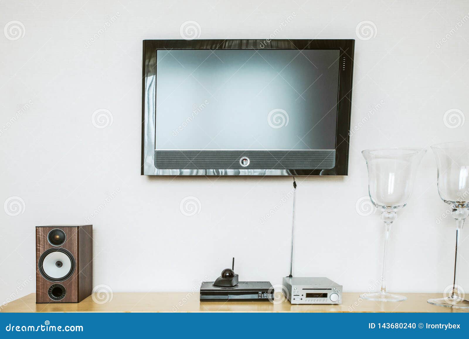 wall speakers for tv