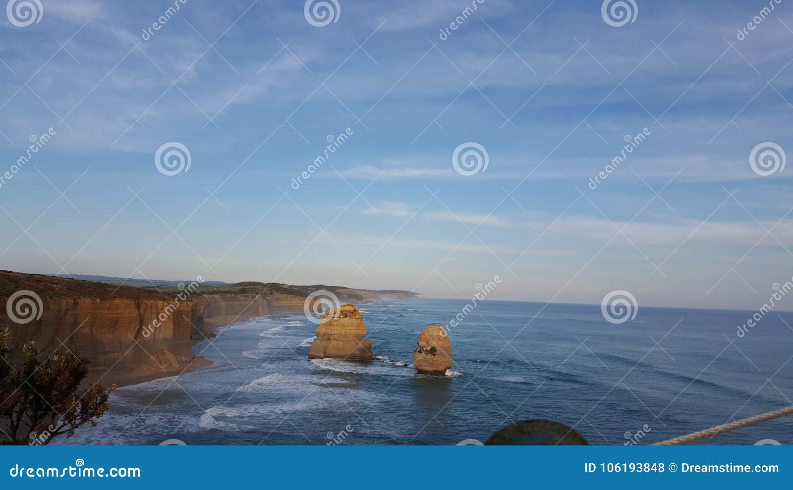 Melbourne Twelve Apostles - Sign Of Erosion Stock Image | CartoonDealer ...