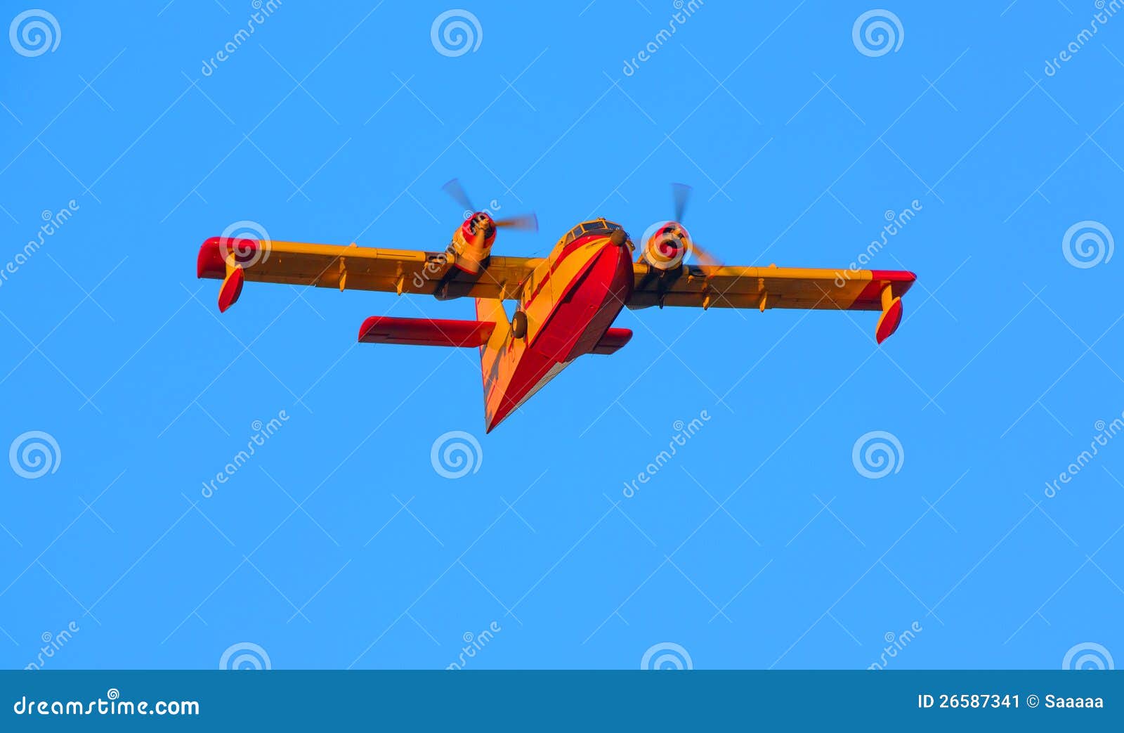 A Twinengined Water Bomber Stock Image Image of mist, distress 26587341