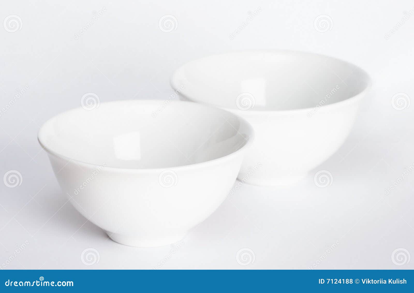 two-bowls-7124188.jpg