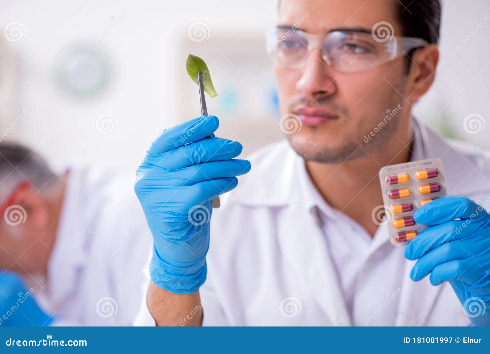 Two Chemists Working in the Lab Stock Image Image of analyzing