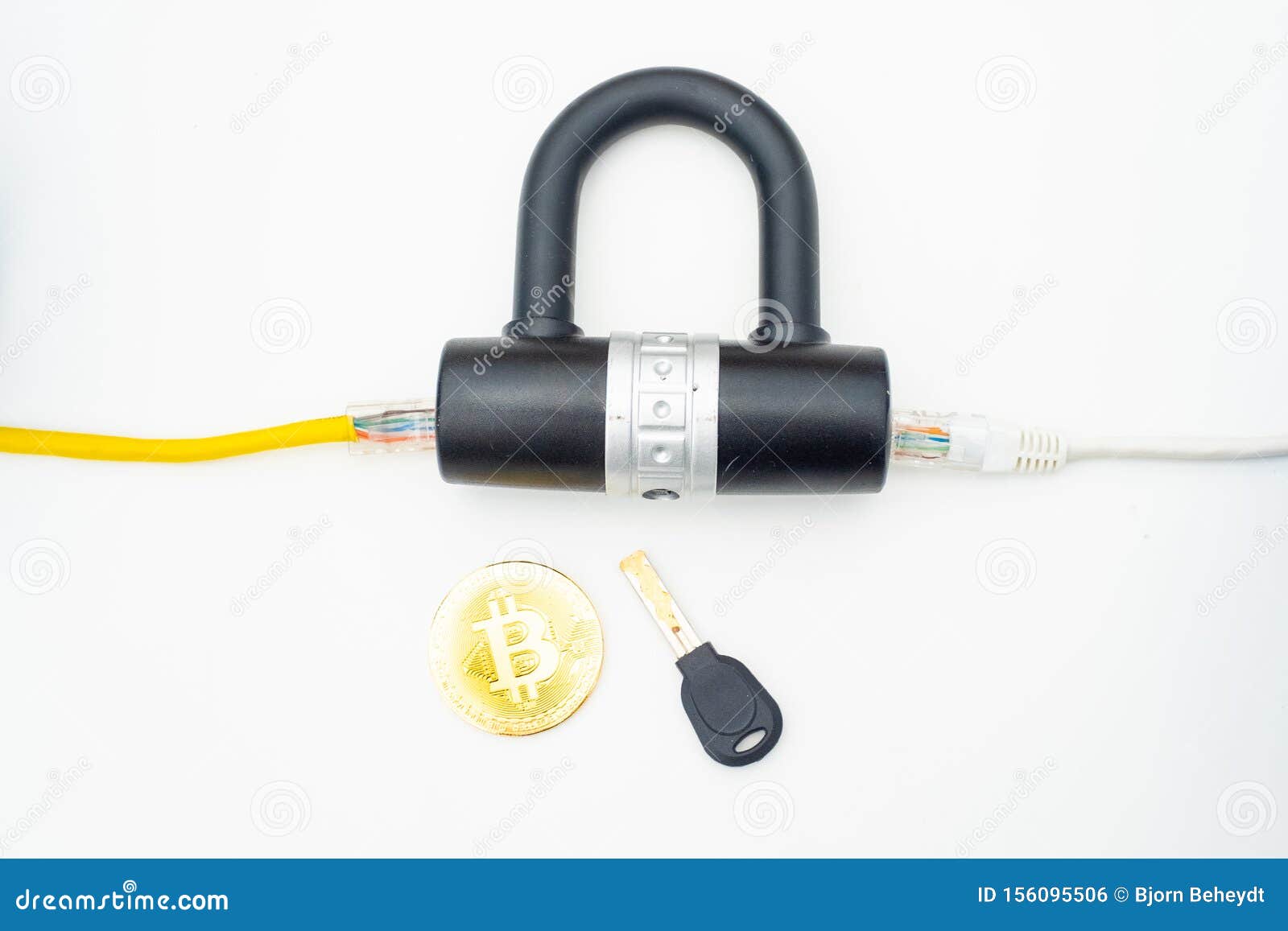 Key Crypto Coin : Bitcoin Cryptocurrency With Opened Padlock On Computer ... - Here, i will provide an introduction to private keys and show you how you can generate your own when you generate a private key, you want to be extremely secure.
