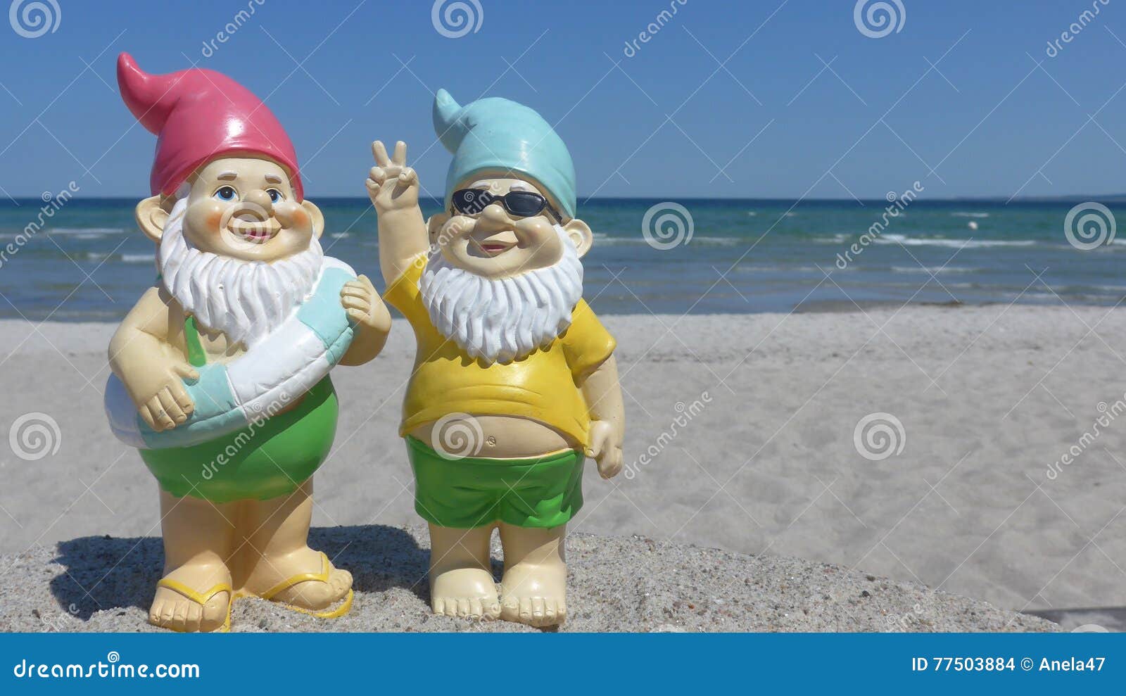 two dwarfs seaside