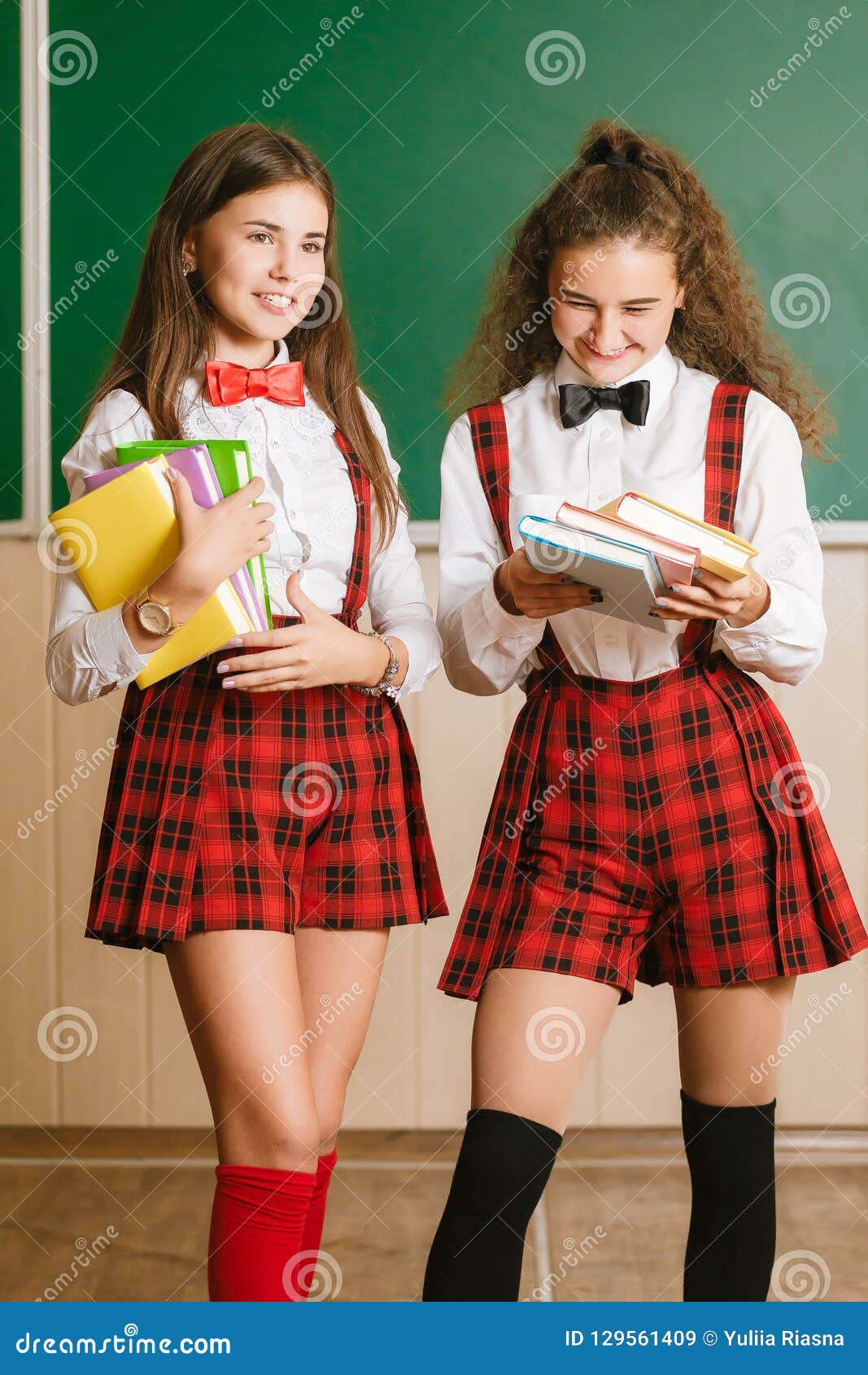 Girls Schoolgirls Teens