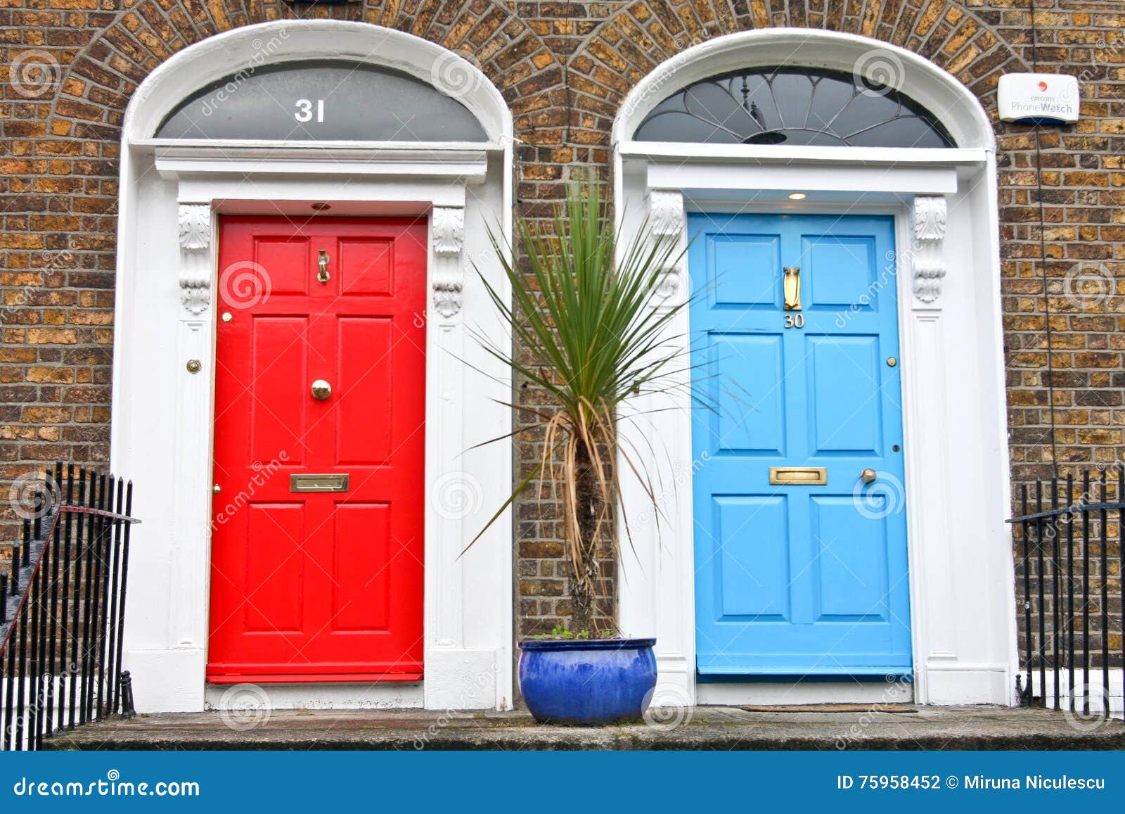 Two Doors, Dublin, Ireland Editorial Photography Image of arch, classic 75958452