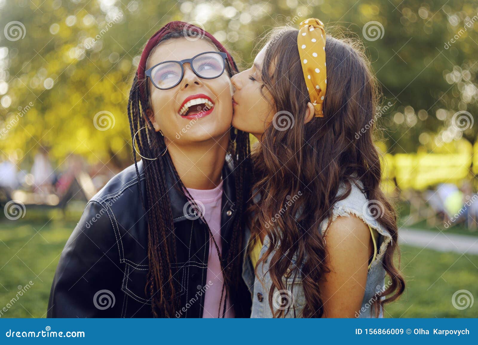 Two Girlfriends Two Brunettes