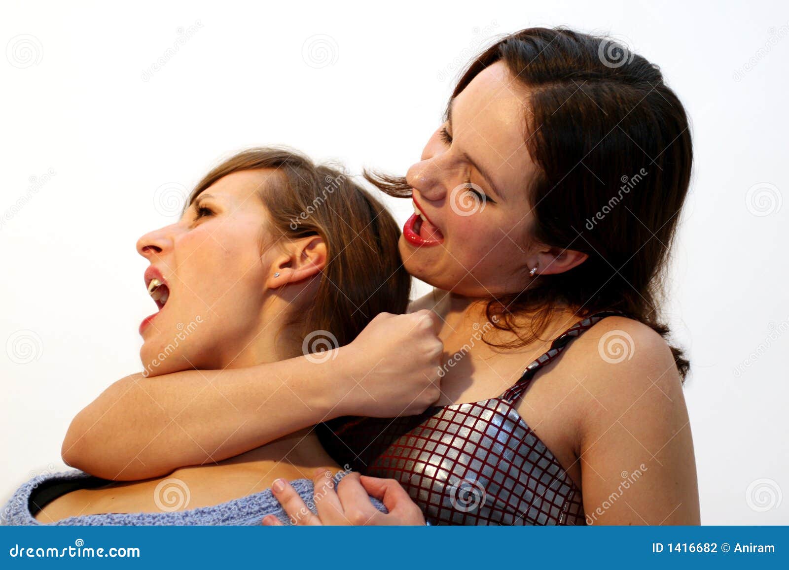 two girls fighting