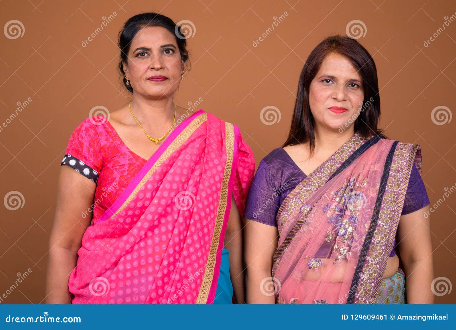 Two Mature Indian Women Wearing Sari Indian Traditional Clothes Stock Image Image Of Indian 