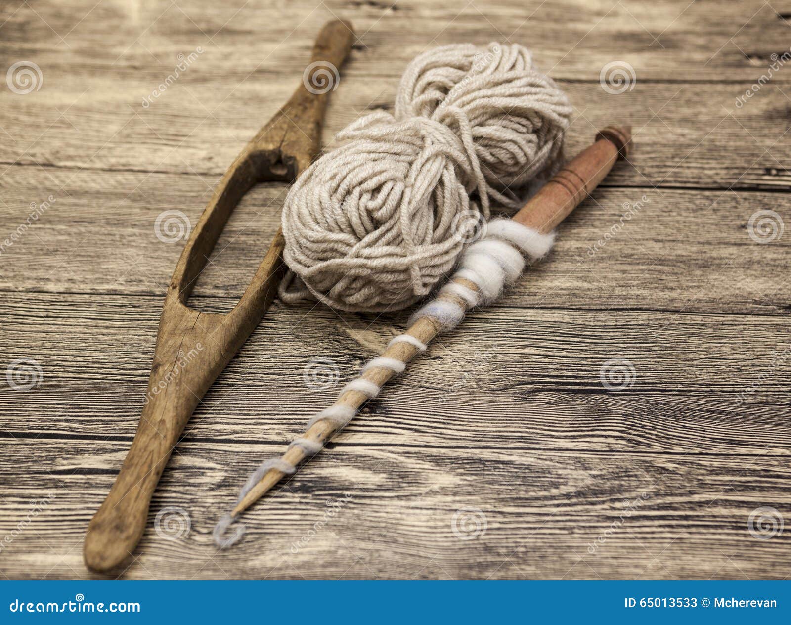 194 Yarn Spindle Stock Photos, High-Res Pictures, and Images