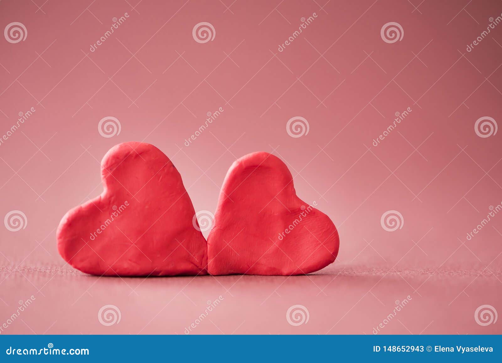 Сердце из пластилина. Пластилиновое сердечко. Сердце пластилин. Макет сердца из пластилина.