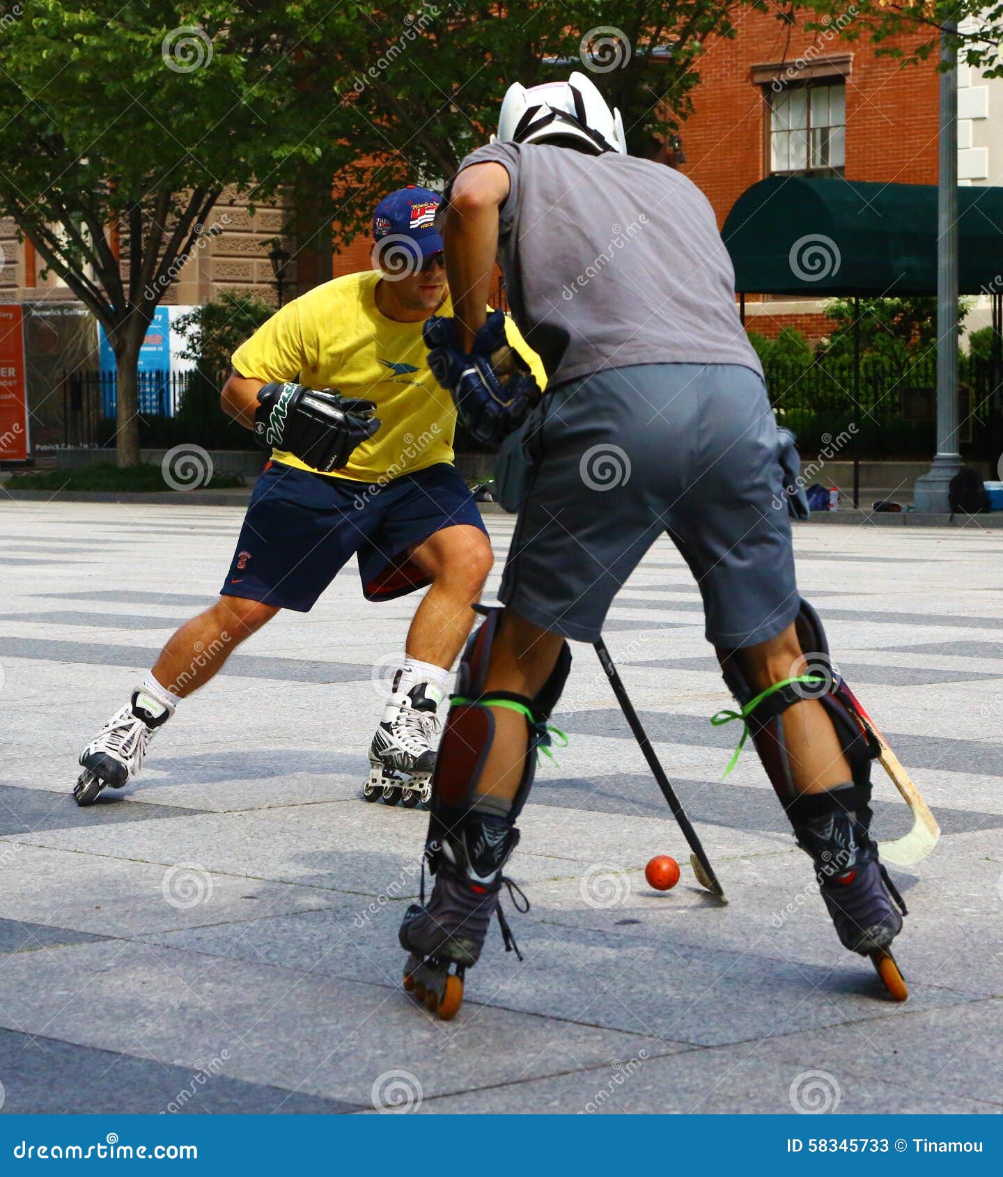 play roller hockey  Inline hockey, Street hockey, Inline skating