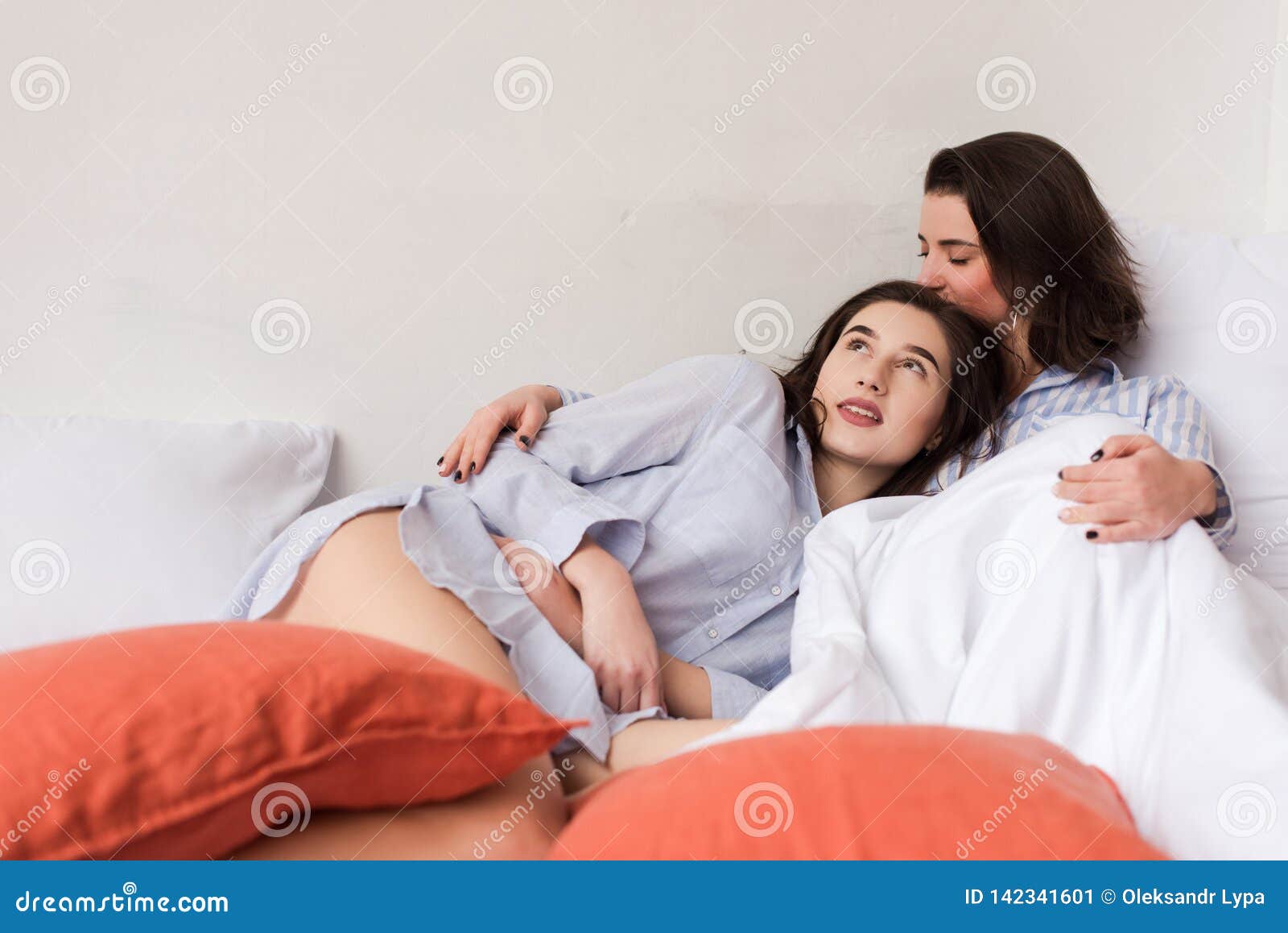 Sexy Young Lesbians In Bed