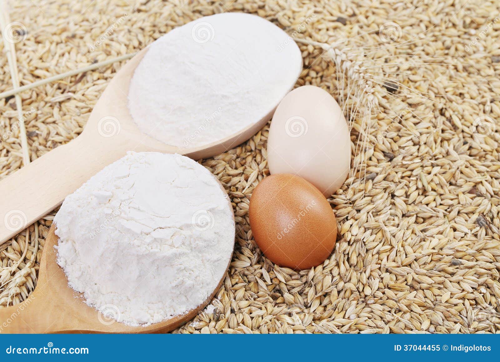 Two Wood Spoons Composition. Close Up Stock Image Image of macro