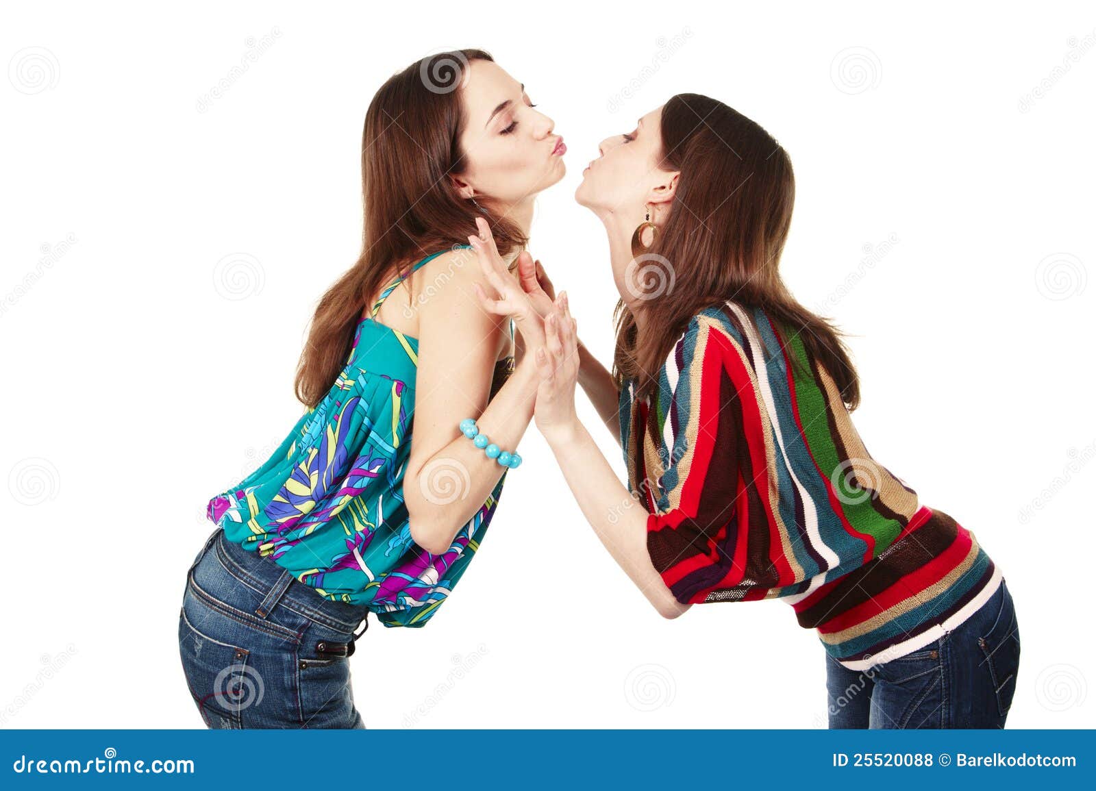 Girlie Kissing