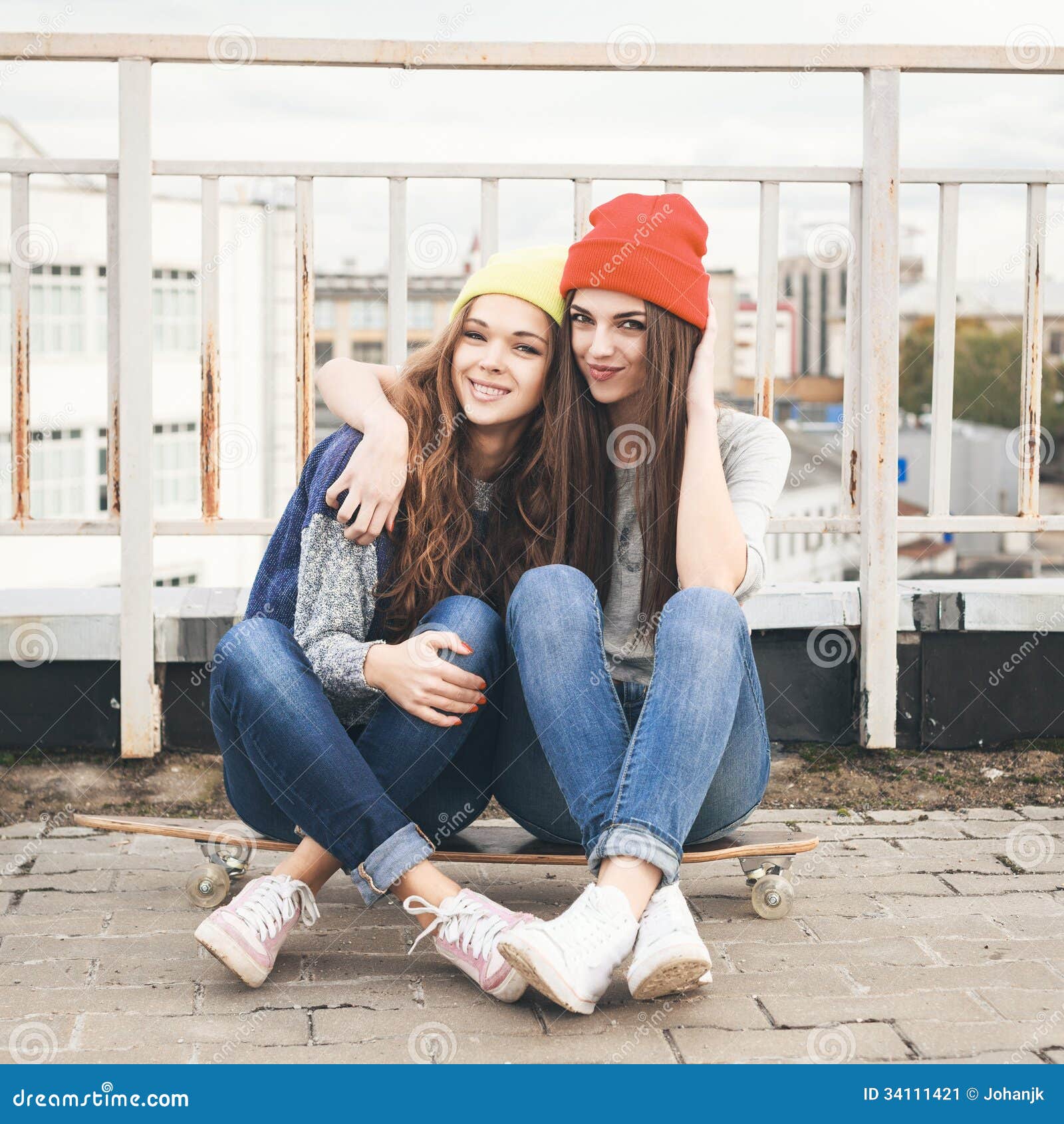 Girl Friends Girl Friends