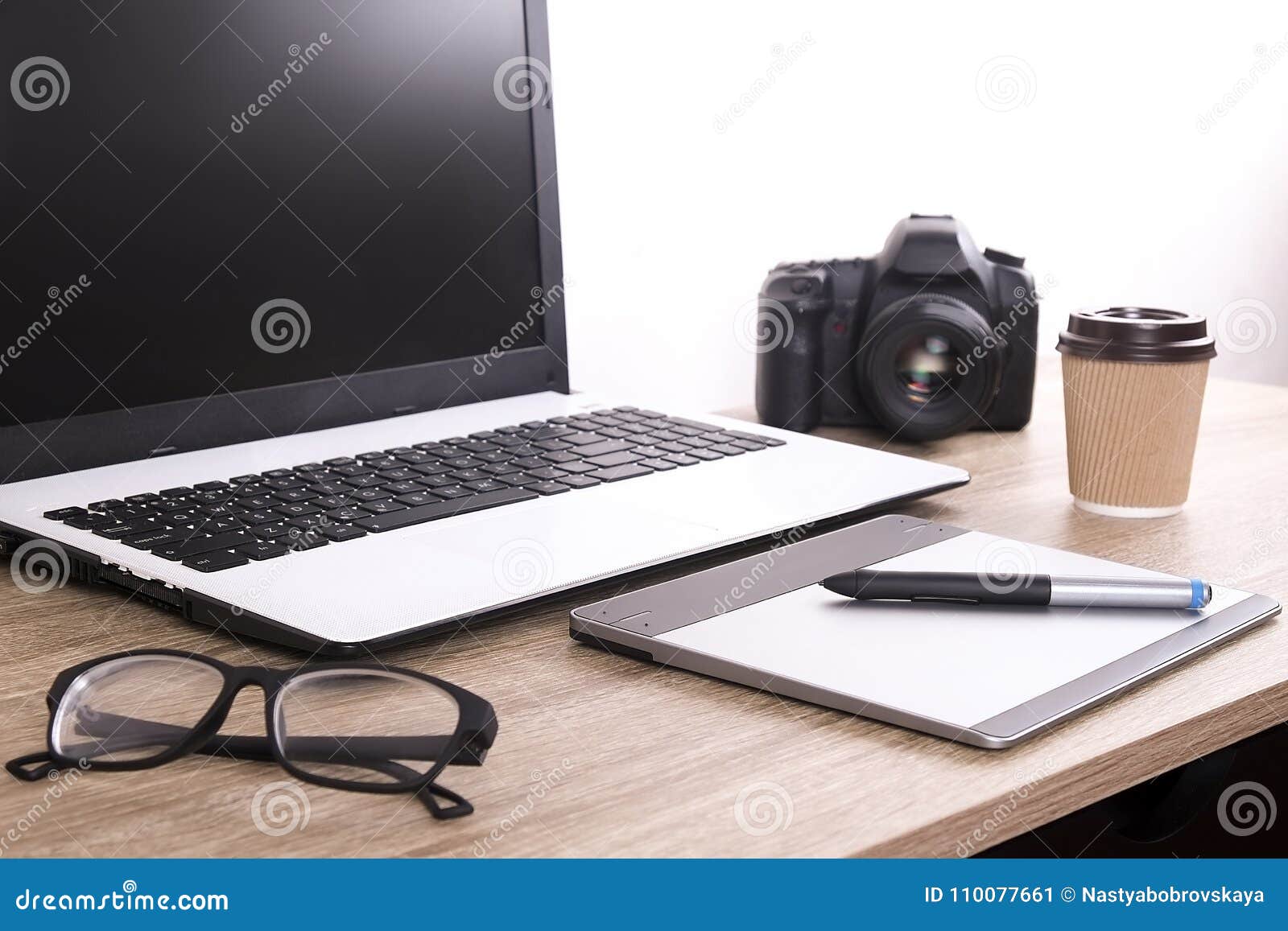 Photo Blogger Photographer It Specialist S Typical Office