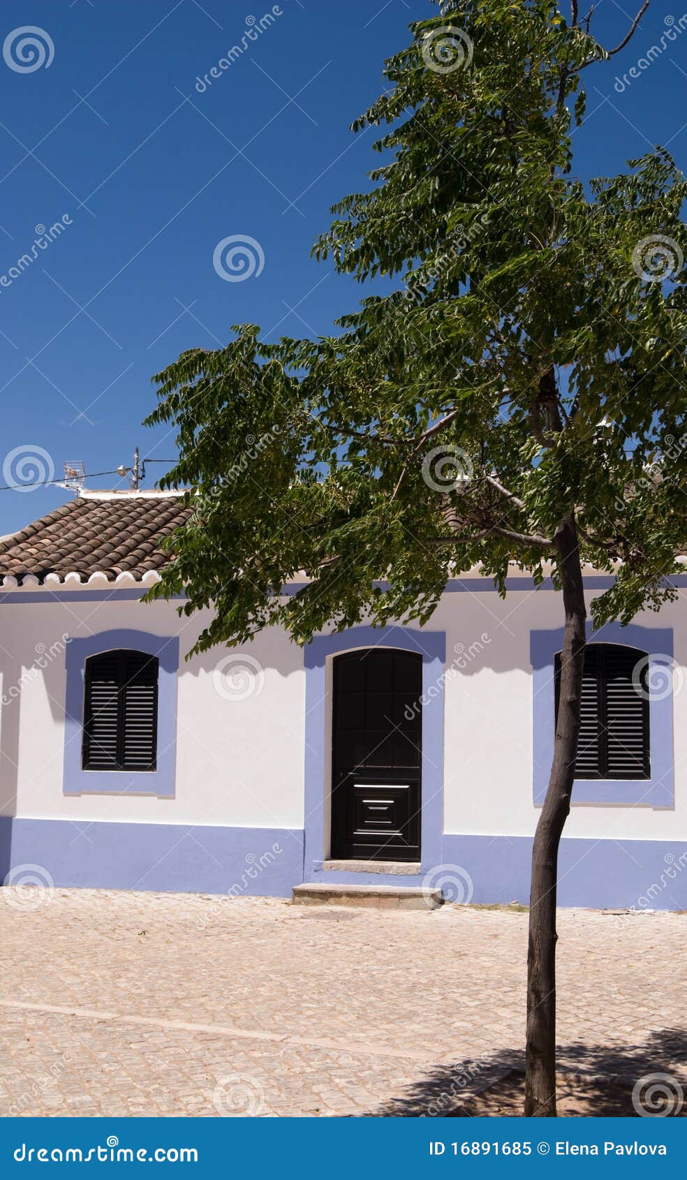 The Typical House in Algarve, Stock Image Image of europe, grass