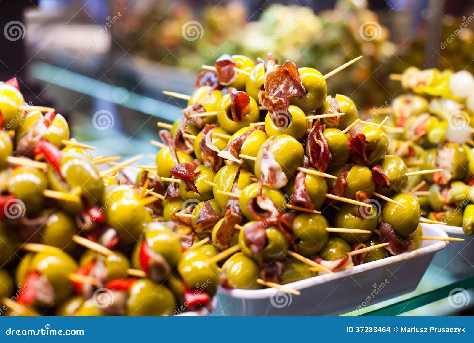 Typical Spanish Food Market Stock Photo Image Of Basin Pepper 37283464 typical-spanish-food-market-stock-photo-image-of-basin-pepper-37283464