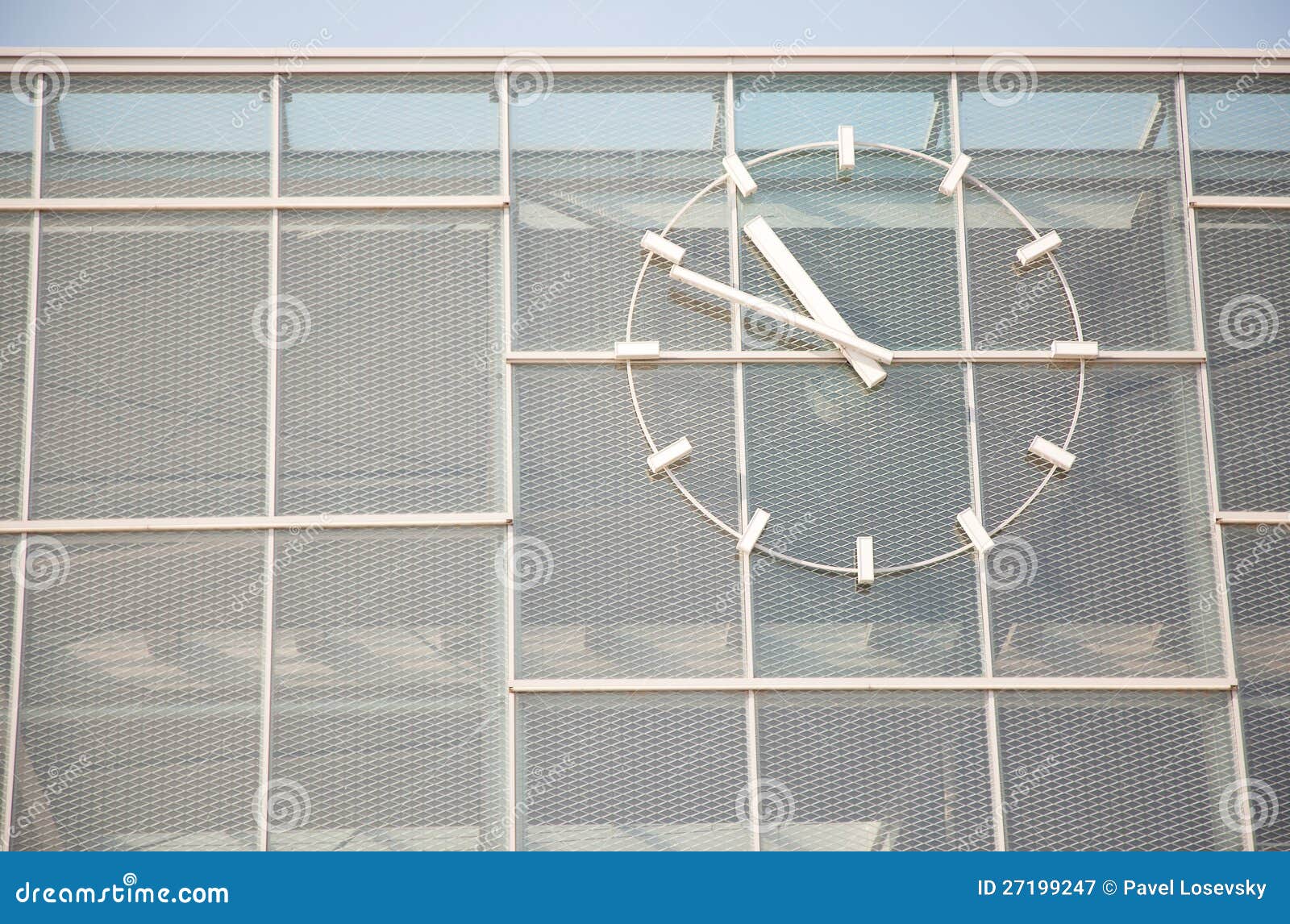 U1/U2-Wien Nord-Praterstern with Clock Stock Image - Image of hours