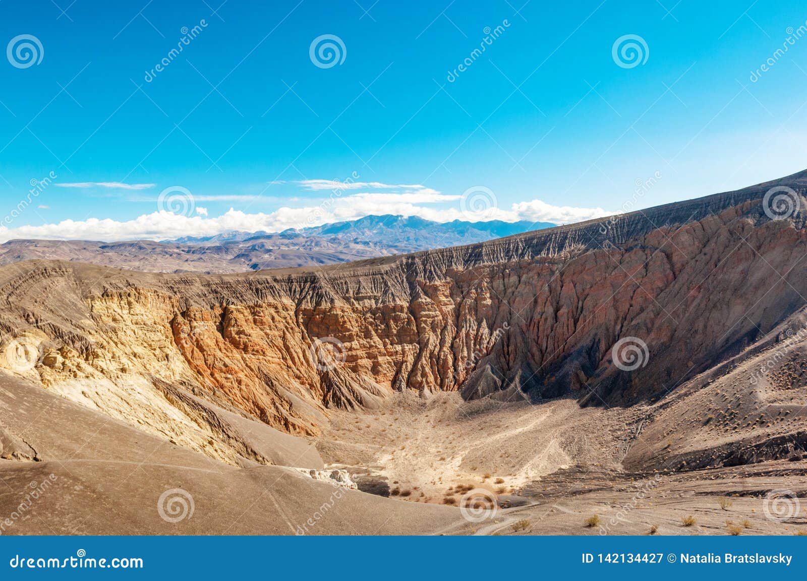 ubehebe crater in death valley national park