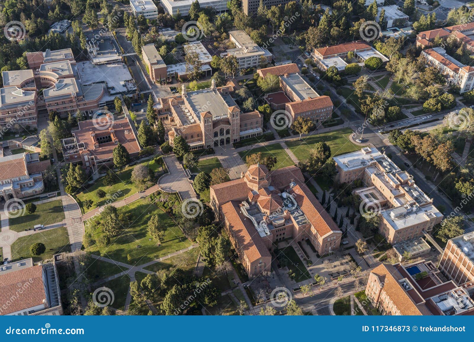 UCLA Royce Hall Campus Quad Aerial Editorial Stock Photo - Image of  california, brick: 117346873