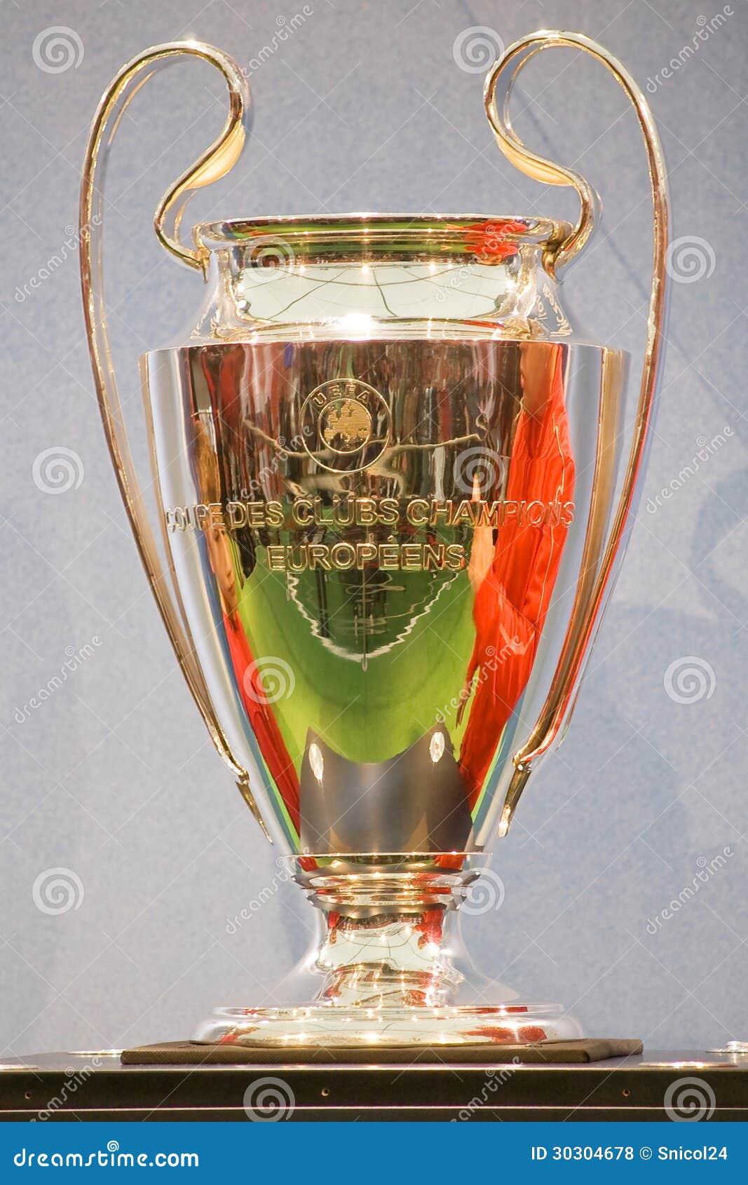 2,493 Uefa Champions League Cup Trophy Stock Photos - Free & Royalty-Free  Stock Photos from Dreamstime