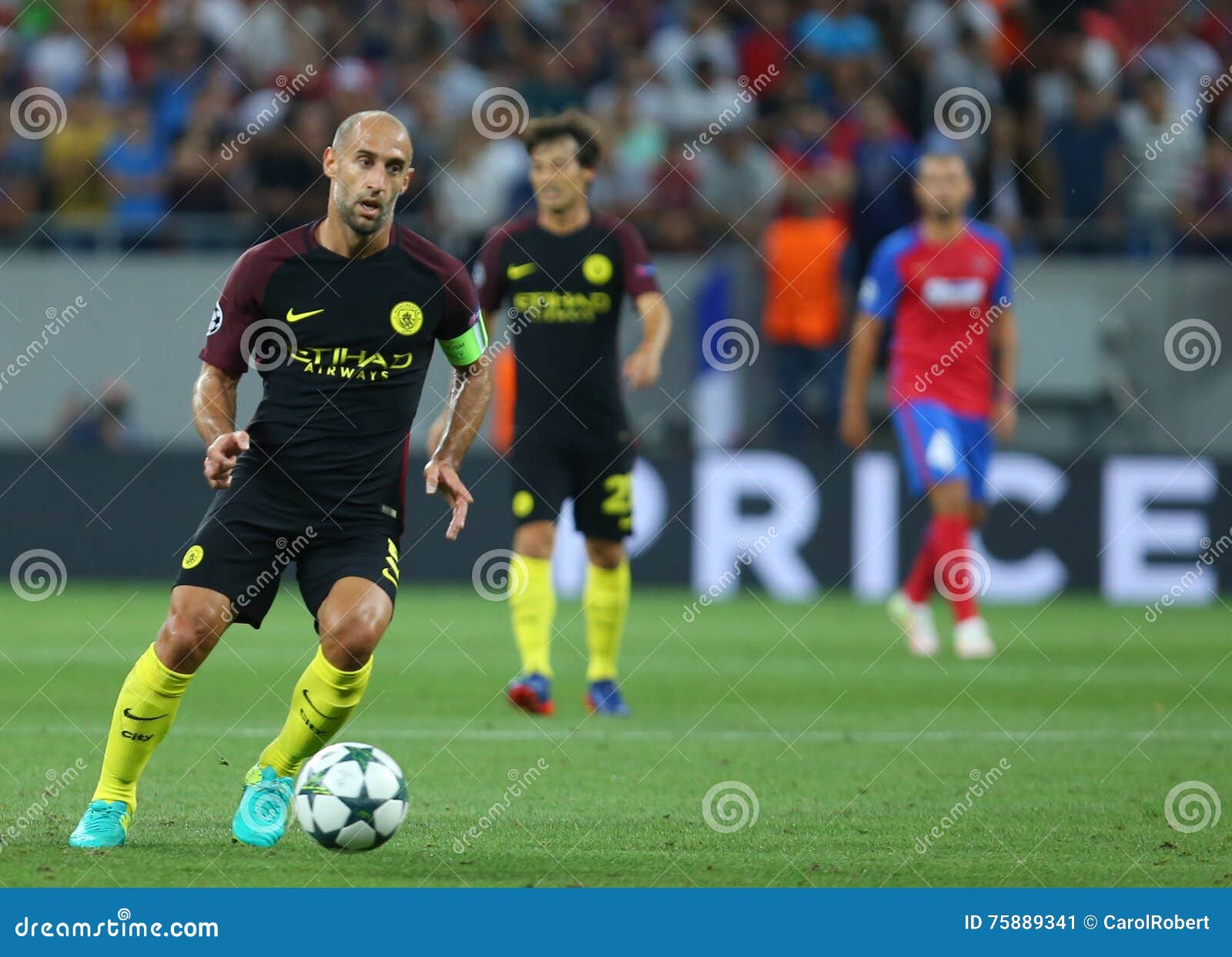 UEFA CHAMPIONS LEAGUE QUALIFICATION â€“ STEAUA BUCHAREST Vs. MANCHESTER  CITY Editorial Photo - Image of uefa, playoff: 75889341