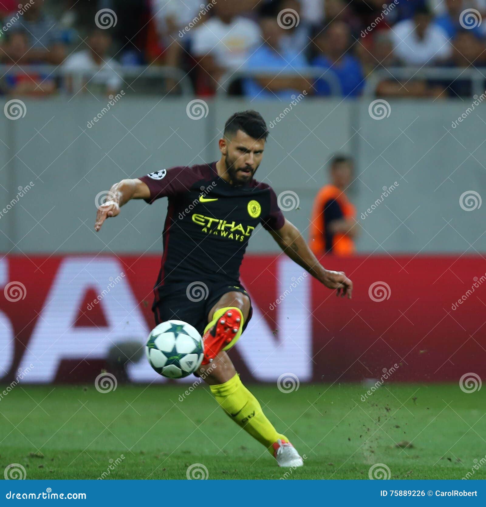 UEFA CHAMPIONS LEAGUE QUALIFICATION â€“ STEAUA BUCHAREST Vs. MANCHESTER  CITY Editorial Photo - Image of uefa, playoff: 75889341