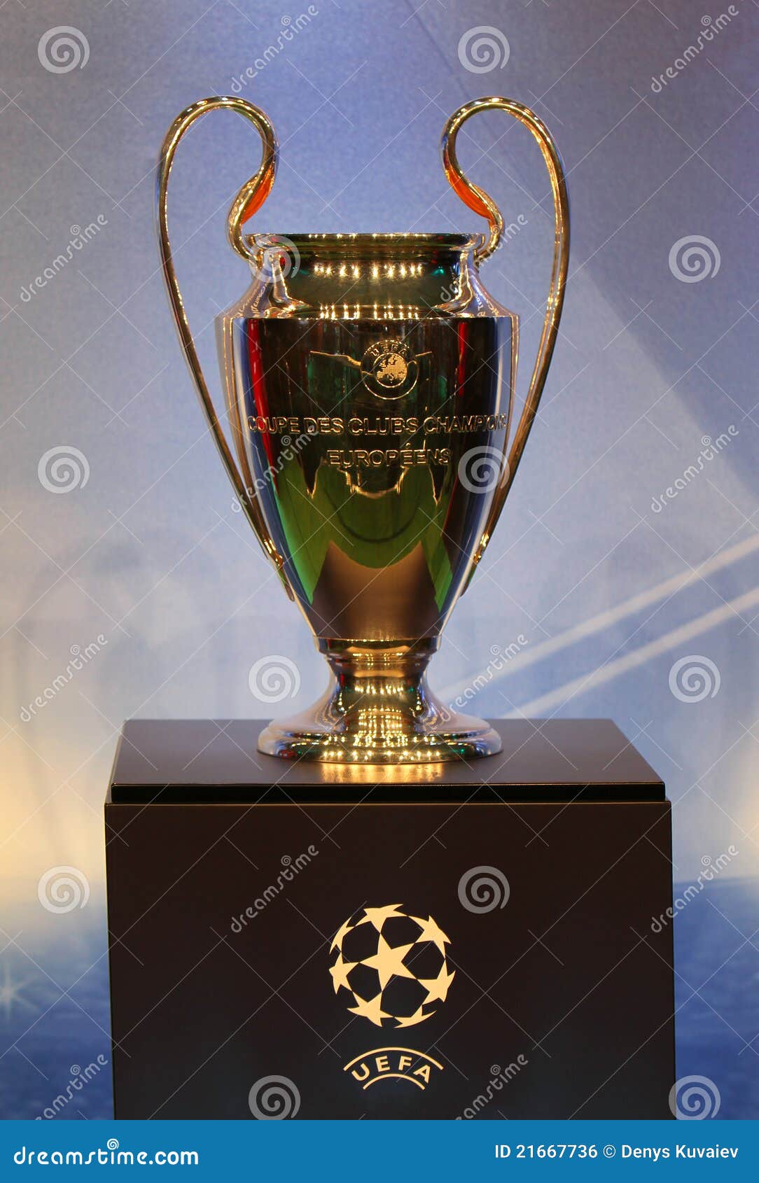 The UEFA Cup Trophy Editorial Photo - Image: 21667736