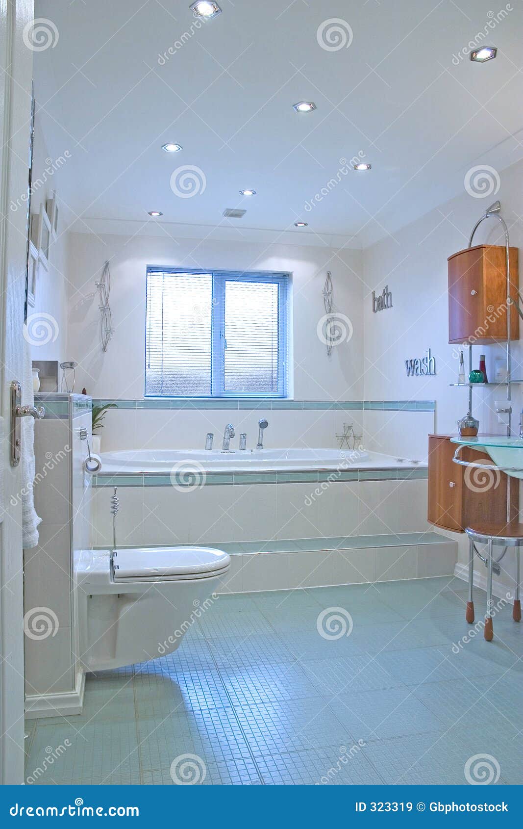 UK luxury bathroom stock image. Image of floor, ceramic 323319