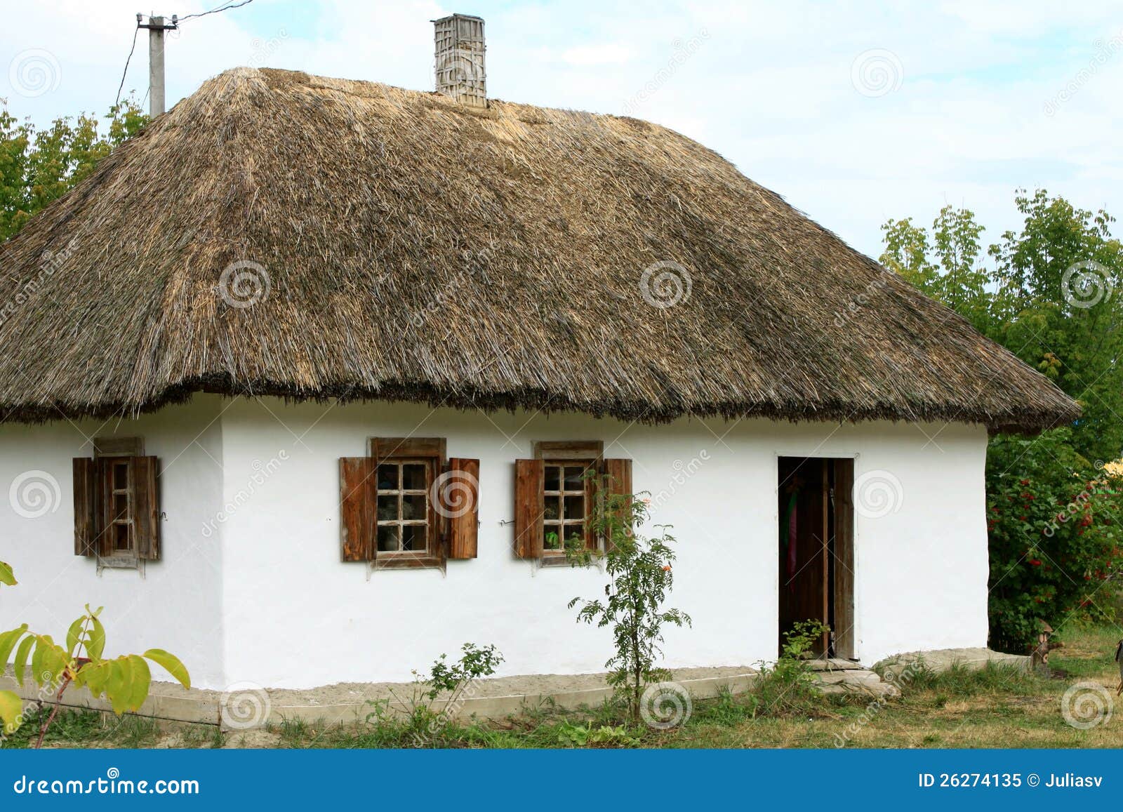 Ukrainian village house stock image. Image of estate 26274135