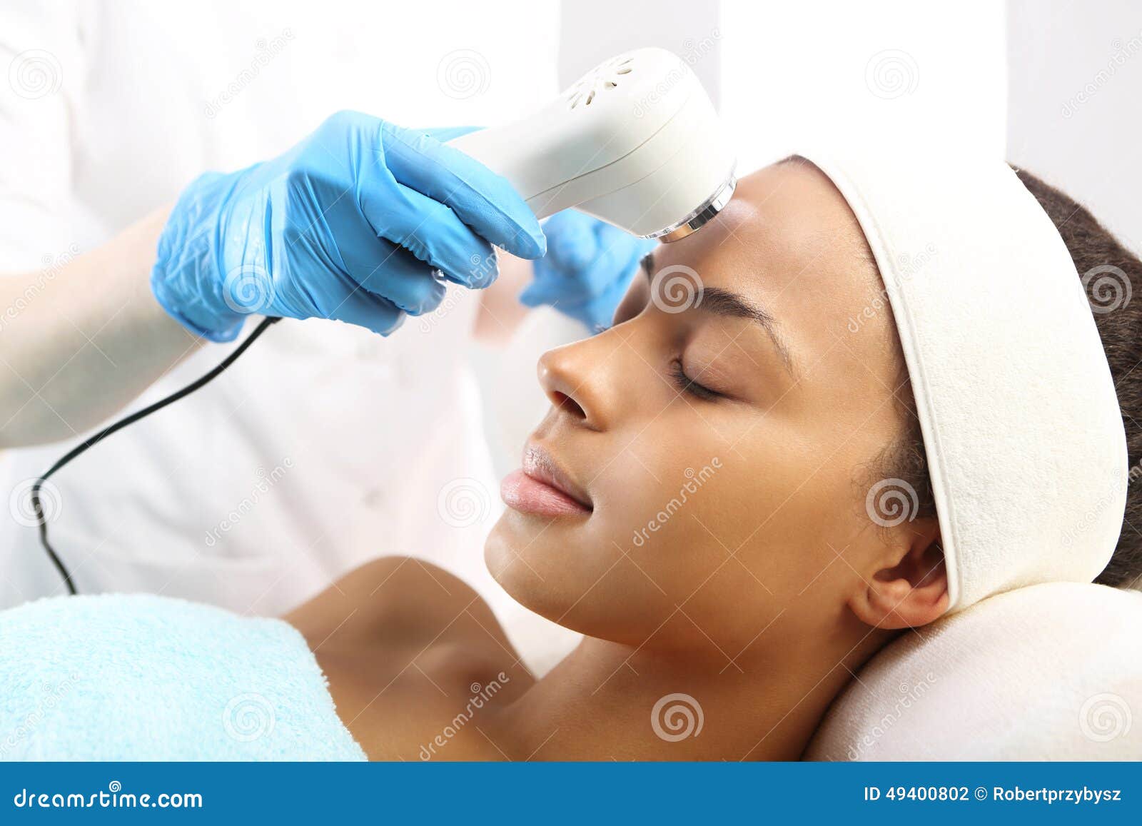 ultrasound, woman at the beautician