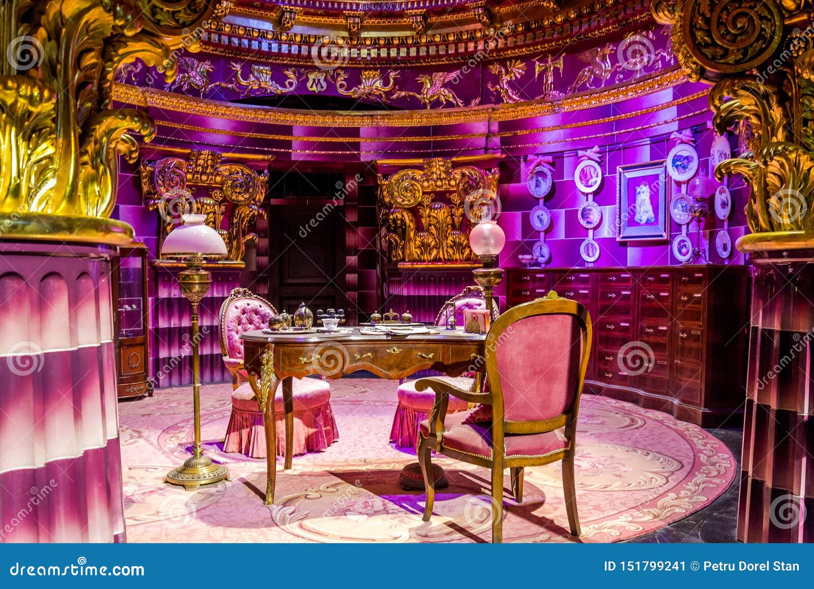 Umbridge`s Ministry of Magic Office, the Making of Harry Potter Studio  Editorial Photo - Image of interior, londra: 151799241