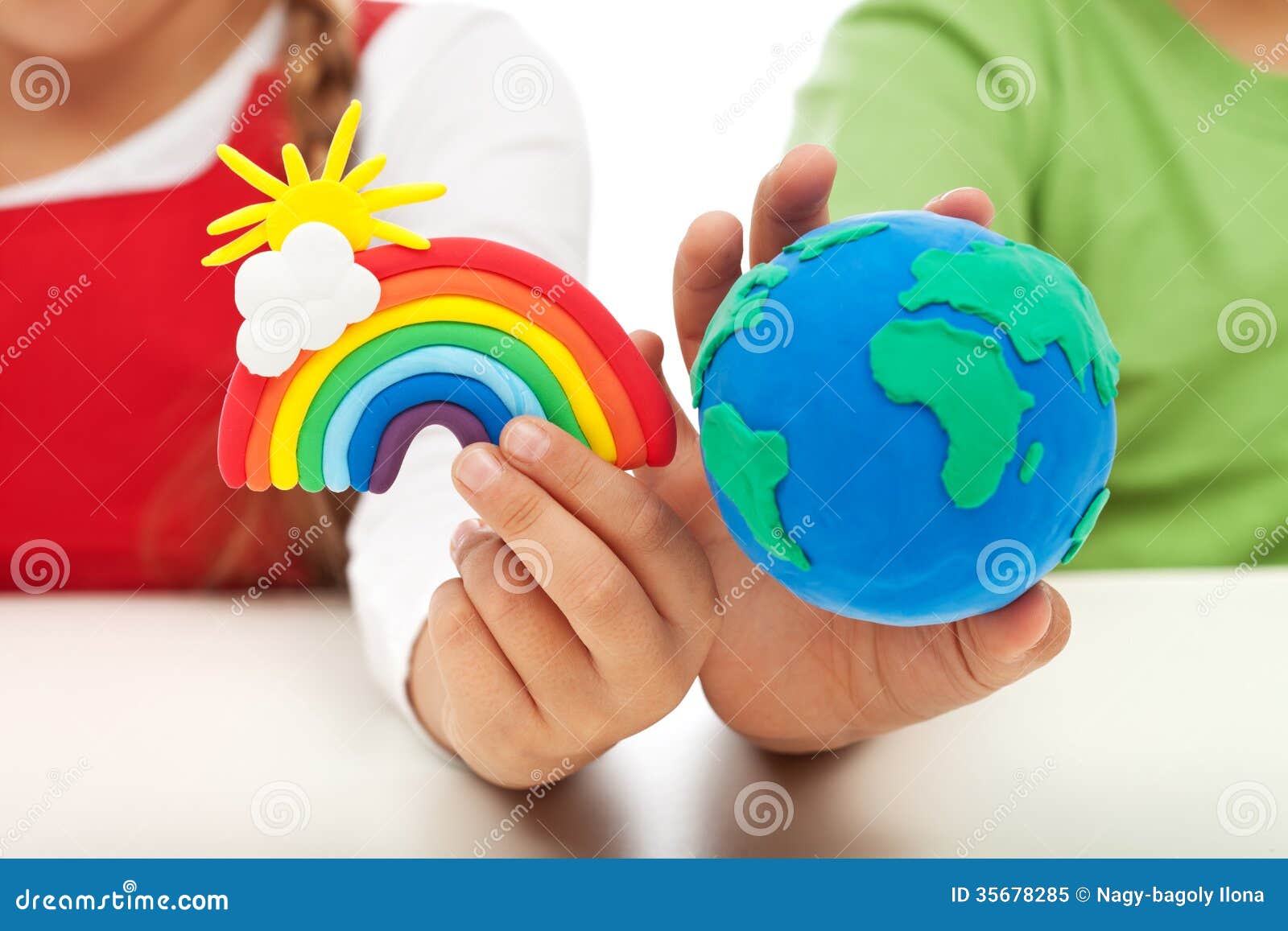 Umweltbewusstsein- Und Bildungskonzept Stockbild - Bild von leute ...