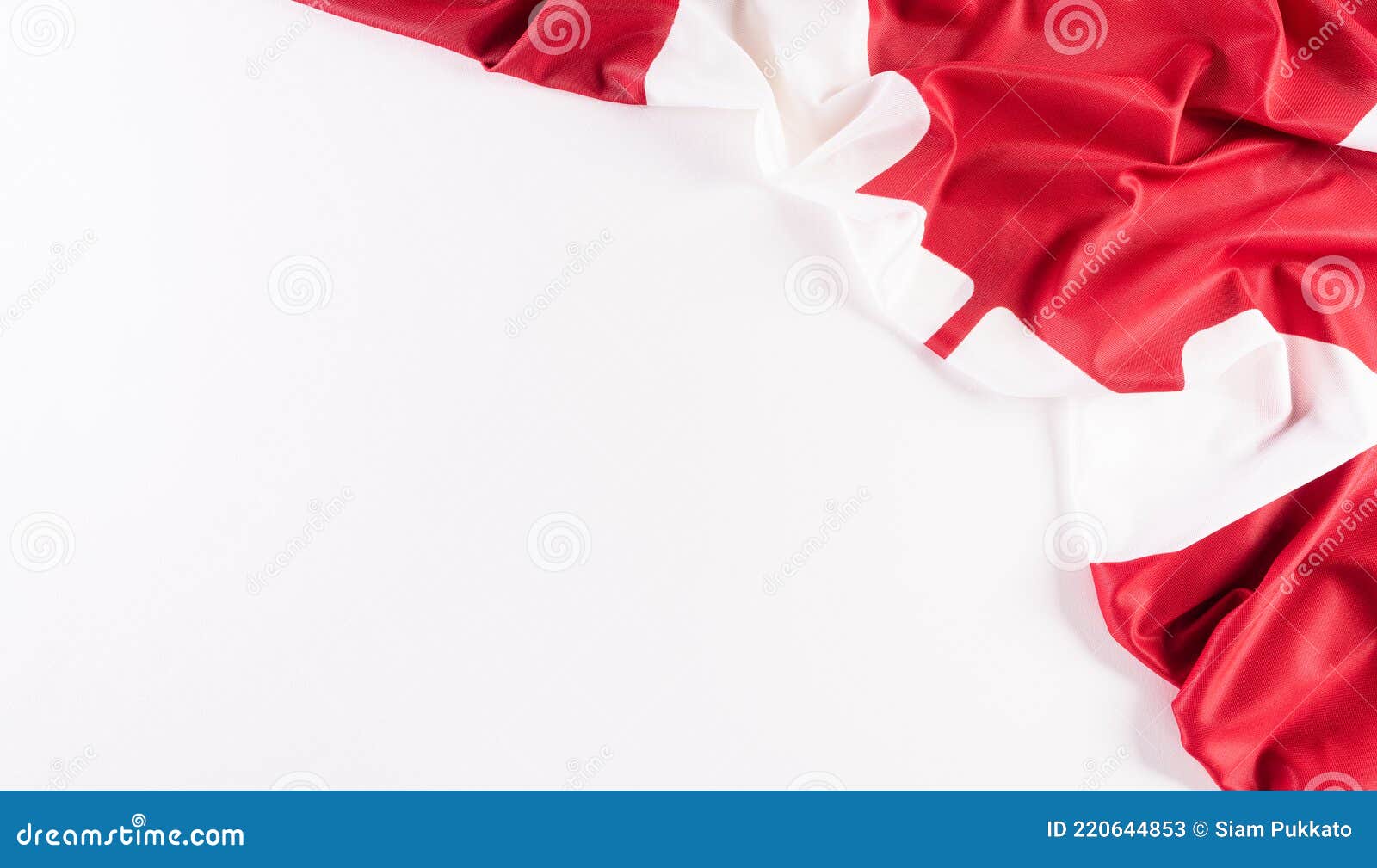 Drapeau Du Canada Flottant Sur Fond De Soie