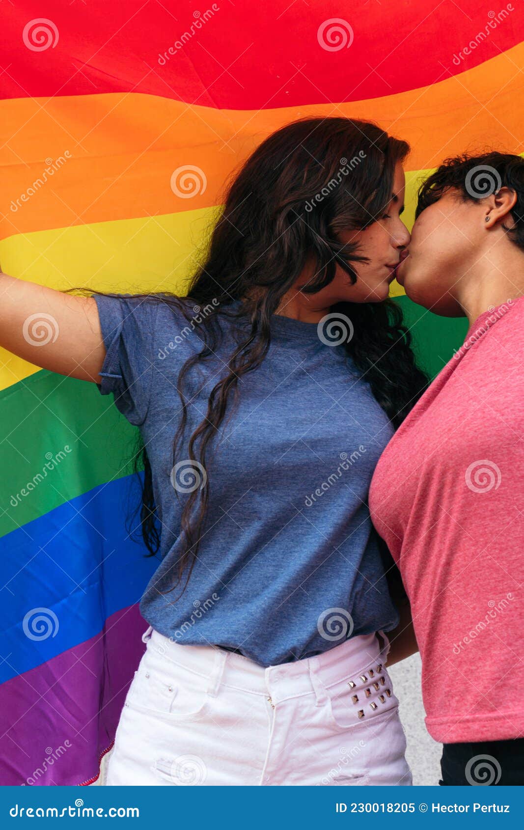 геи лесбиянки как вы относитесь фото 24