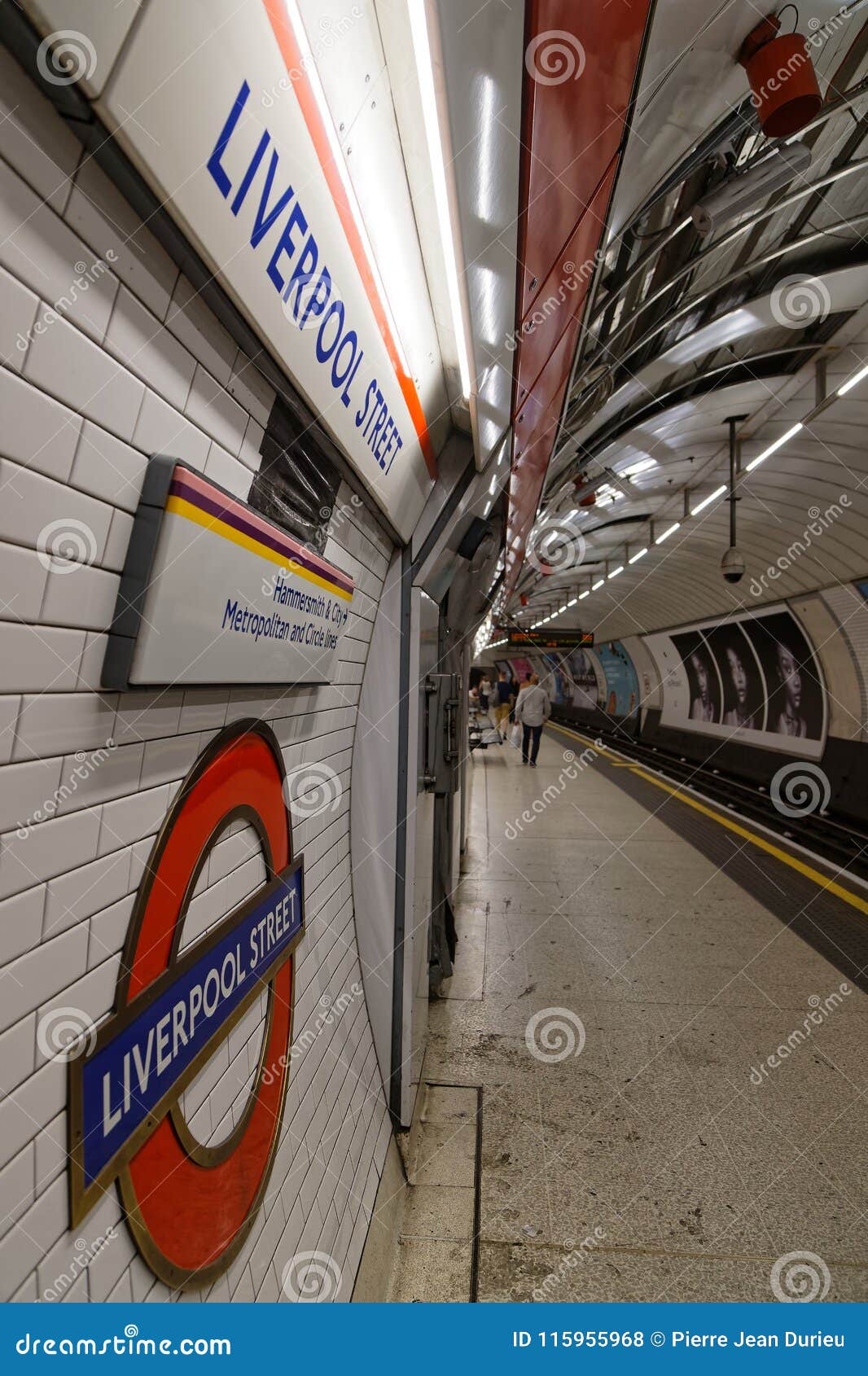 Una Estación Del Metro De Londres En La Calle De Liverpool Foto de archivo  editorial - Imagen de inglaterra, editorial: 115955968