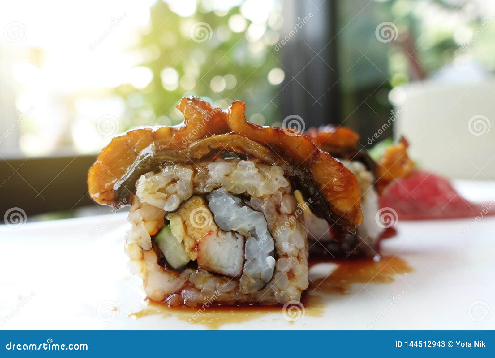 unagi sushi roll japanese food