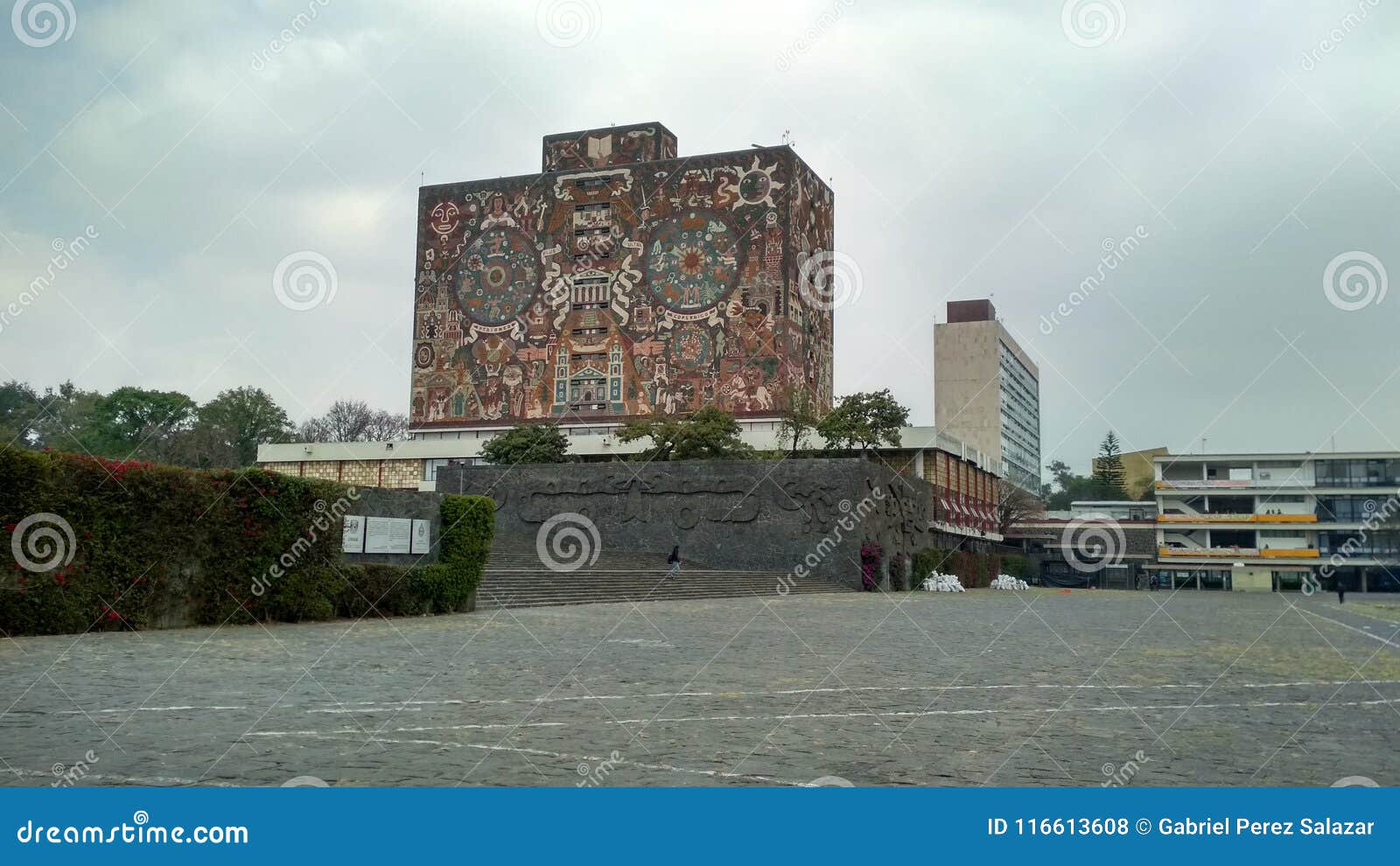 unam central library