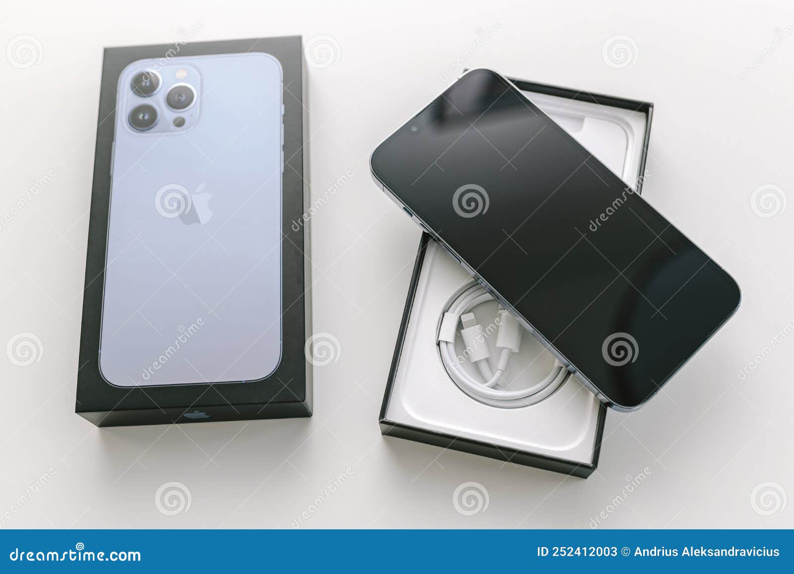 Unboxing Apple IPhone 13 Pro Max Smartphone Editorial Stock Photo - Image  of flagship, modern: 252412003