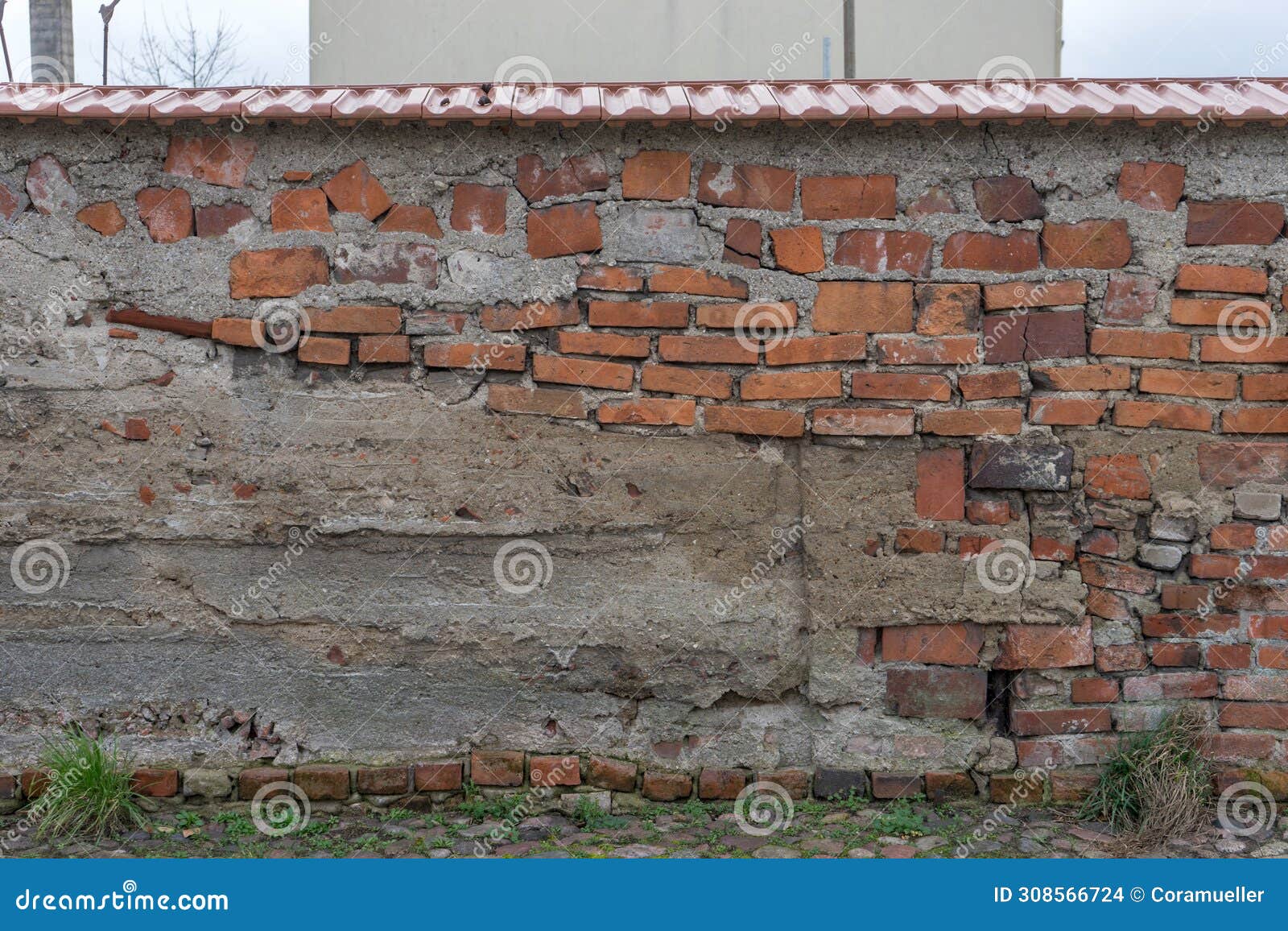 unconventional masonry with different bricks